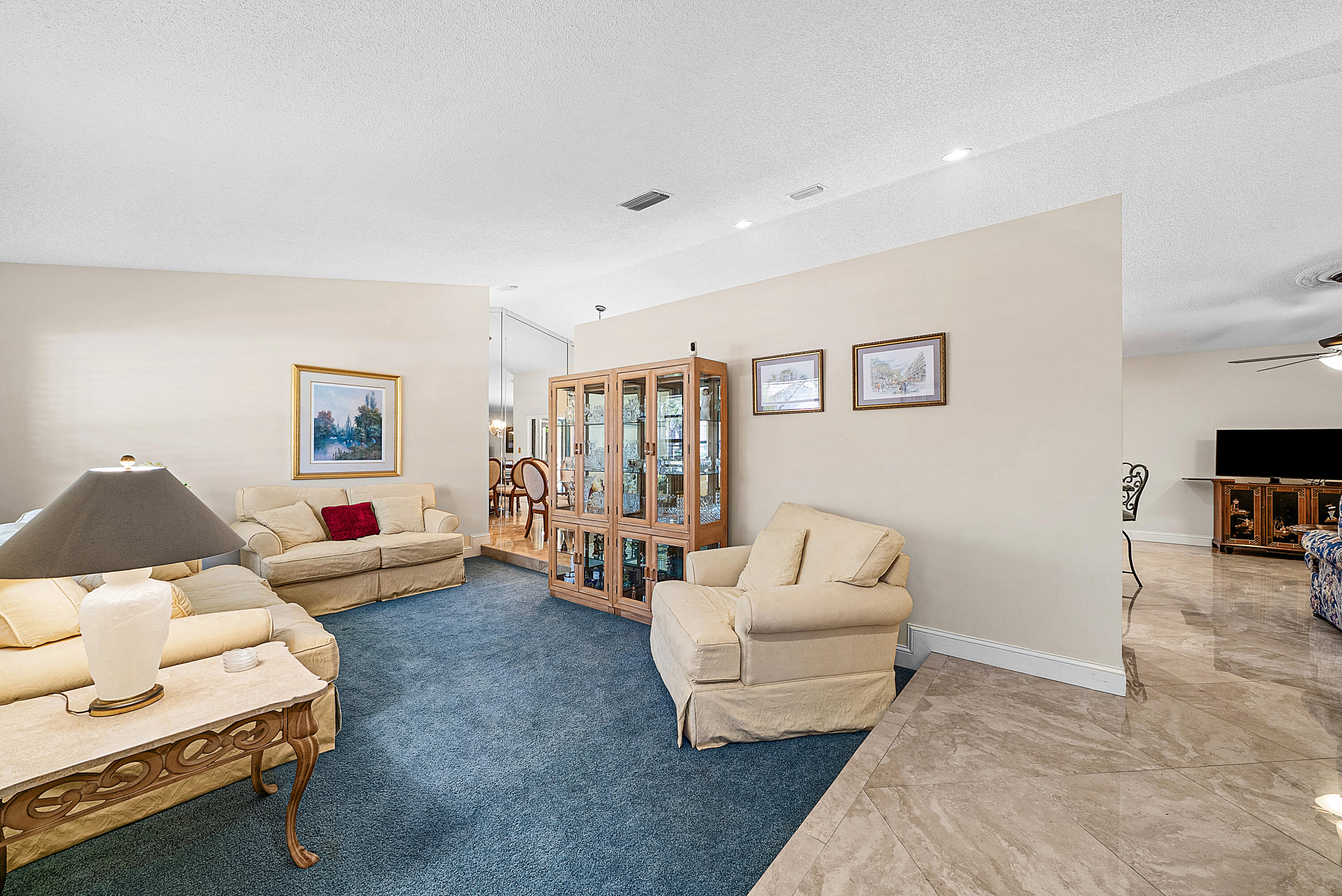 WINSTON PARK - Residential