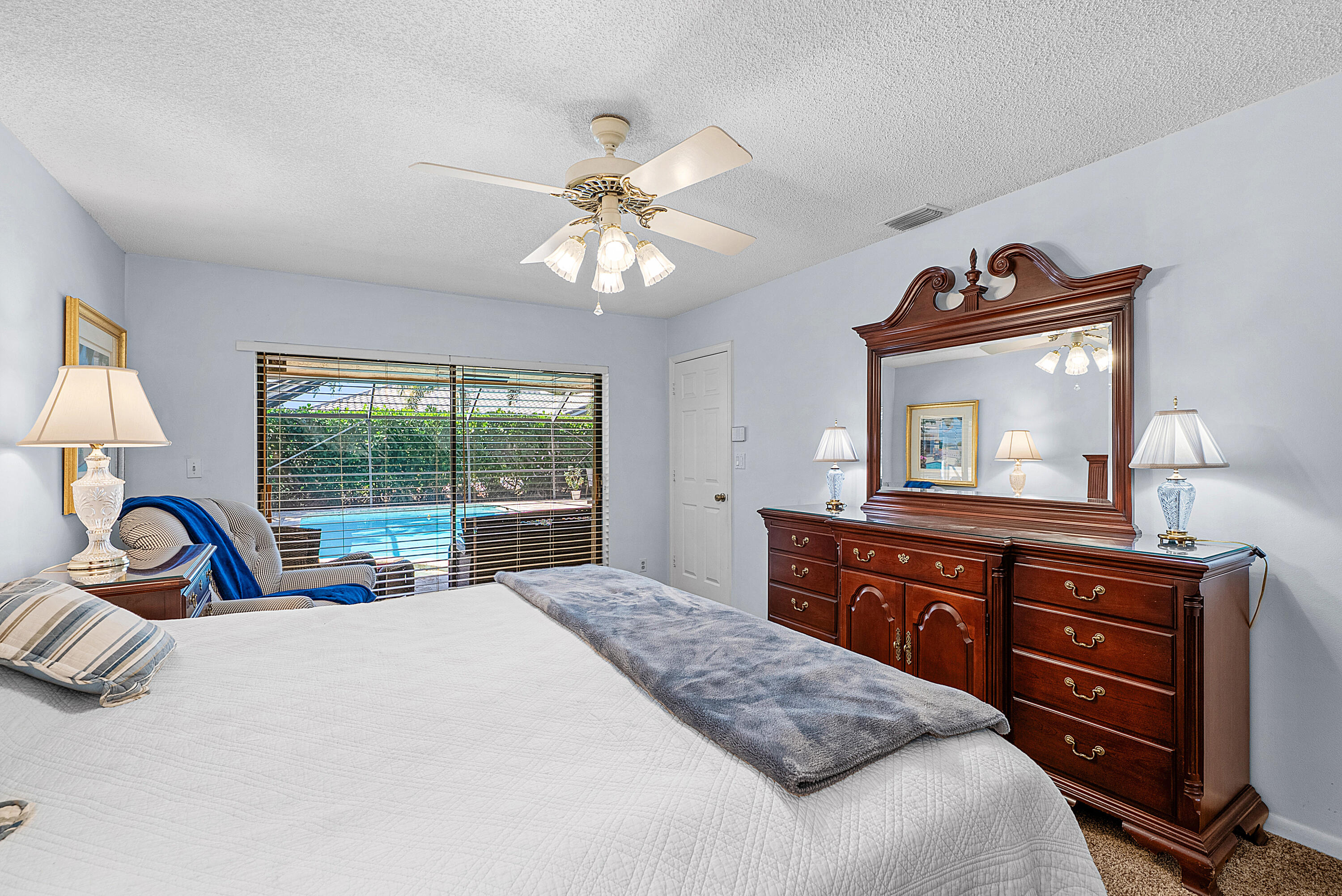 WINSTON PARK - Residential