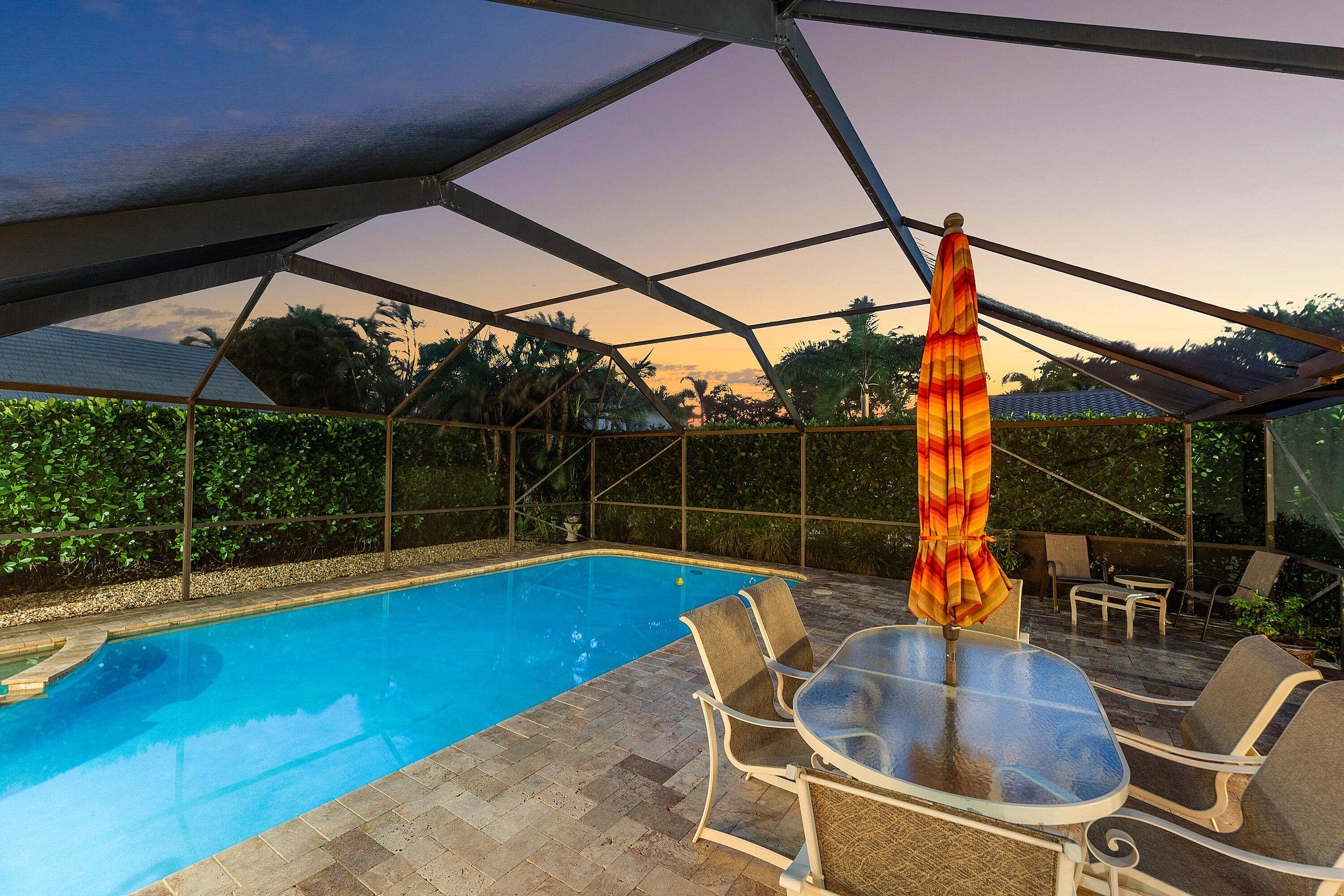 WINSTON PARK - Residential