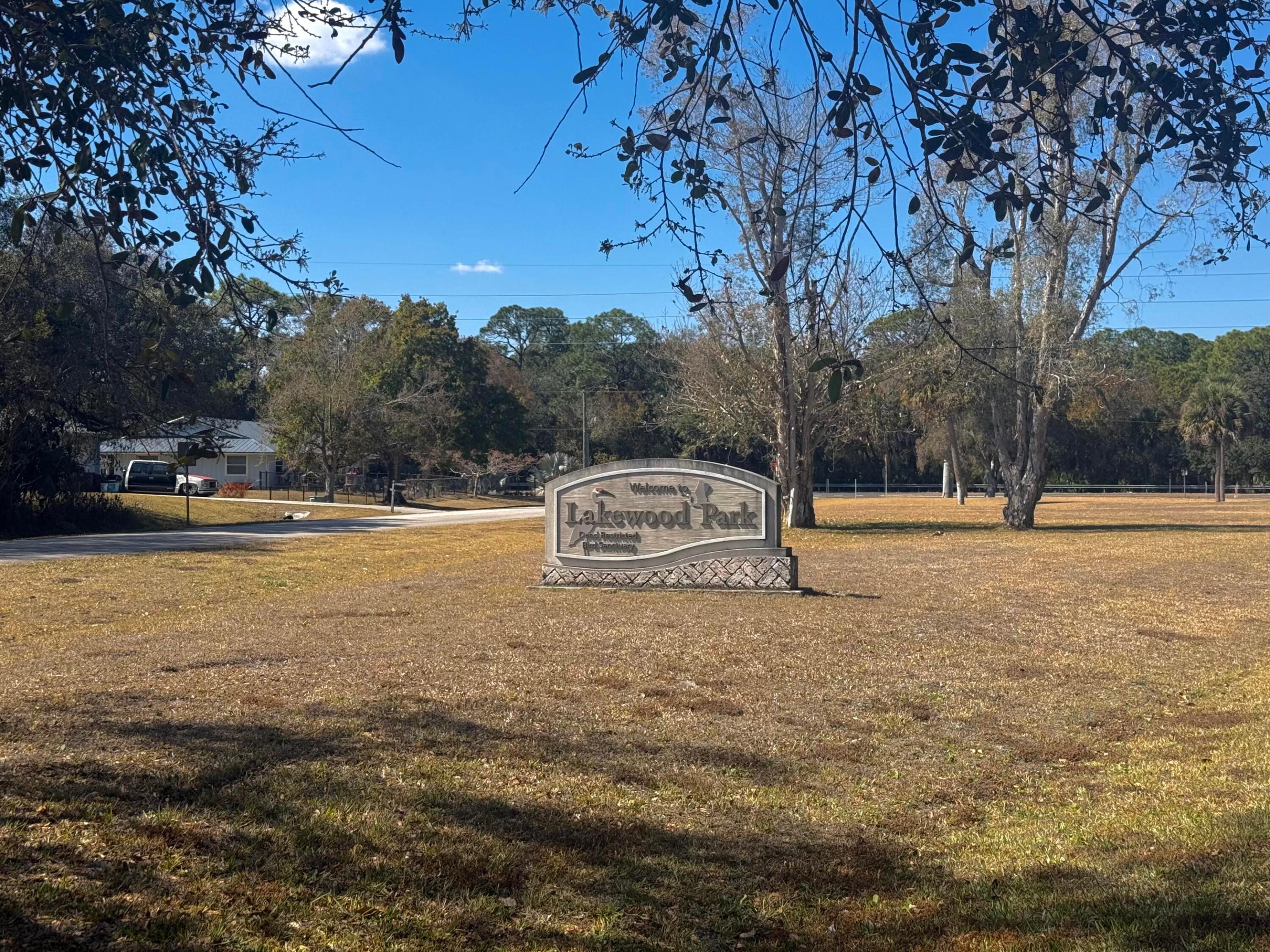 LAKEWOOD PARK UNIT 11 - Land