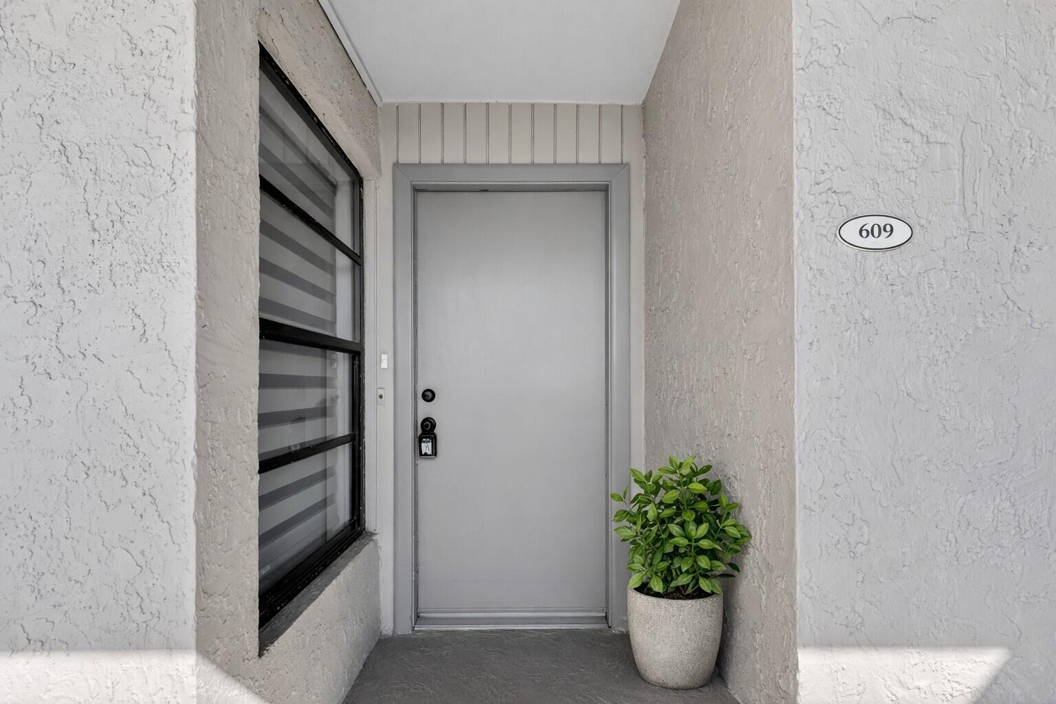 BOCA BAYOU CONDO - Residential Lease