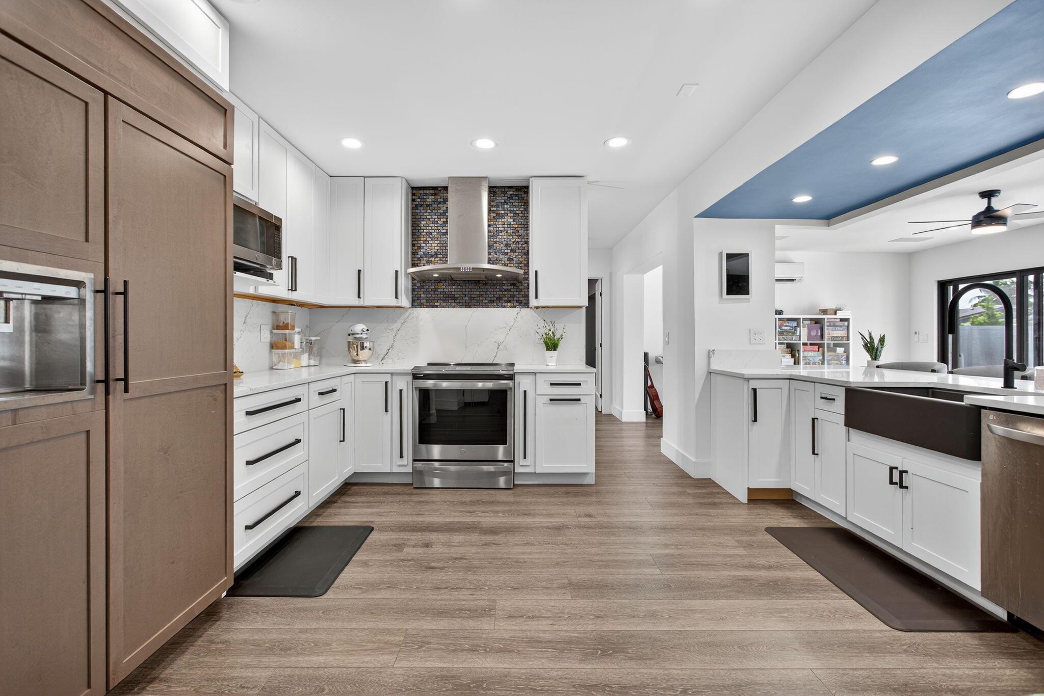 CORAL SPRINGS COUNTRY CLU - Residential
