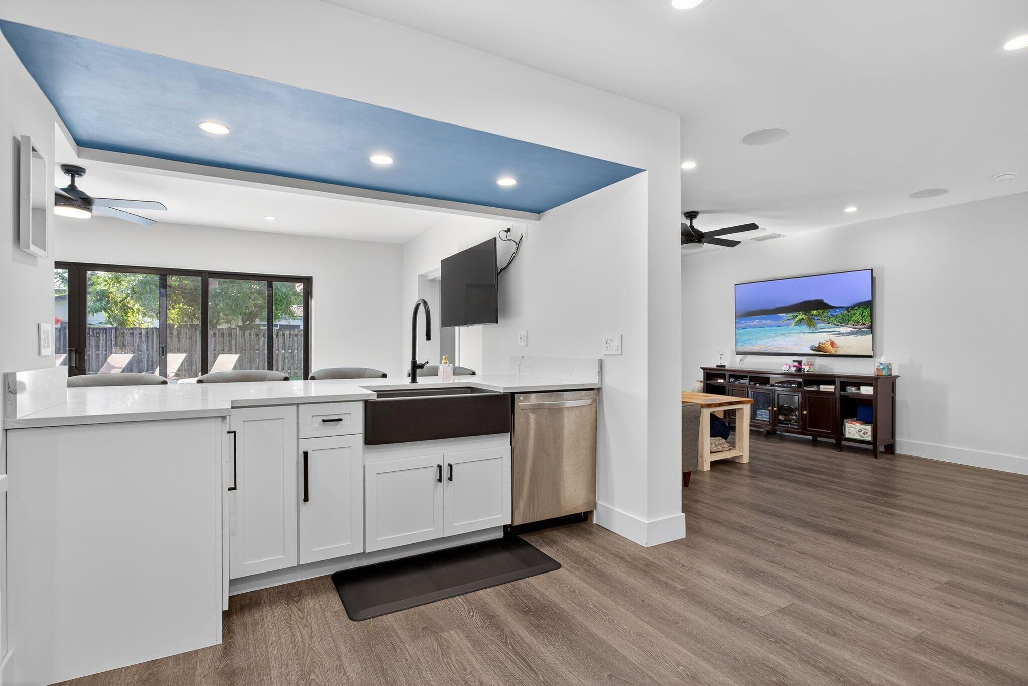 CORAL SPRINGS COUNTRY CLU - Residential