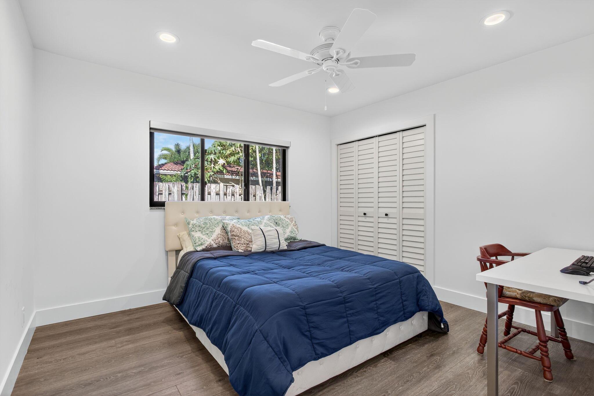 CORAL SPRINGS COUNTRY CLU - Residential
