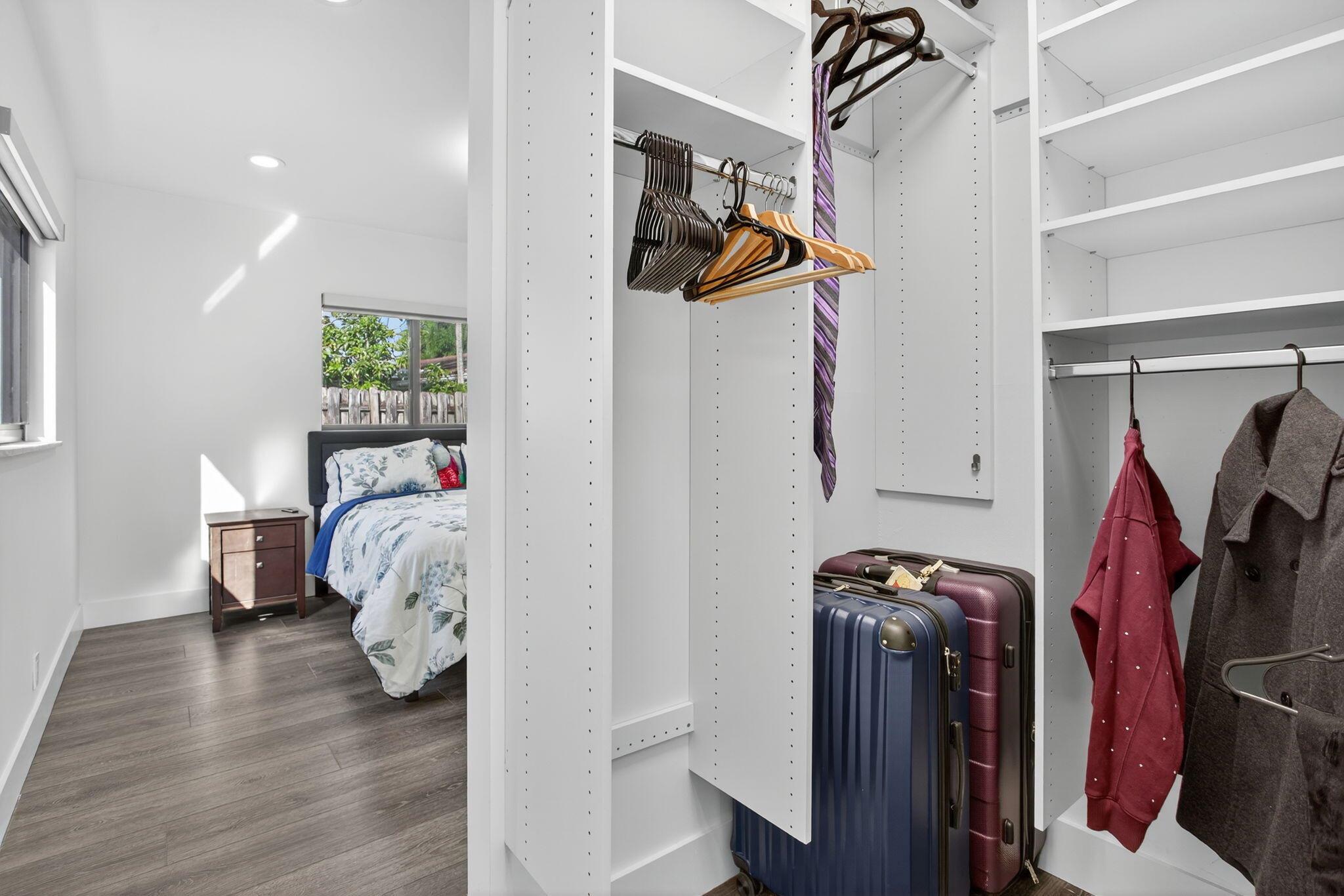 CORAL SPRINGS COUNTRY CLU - Residential
