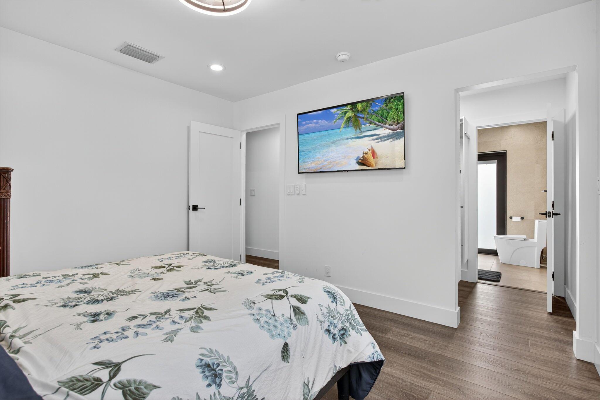 CORAL SPRINGS COUNTRY CLU - Residential