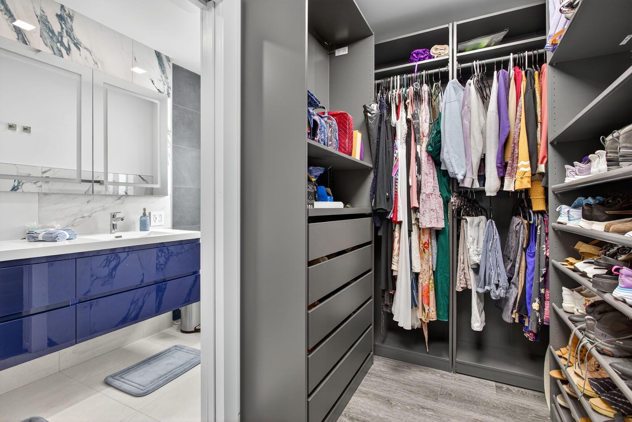 CORAL SPRINGS COUNTRY CLU - Residential