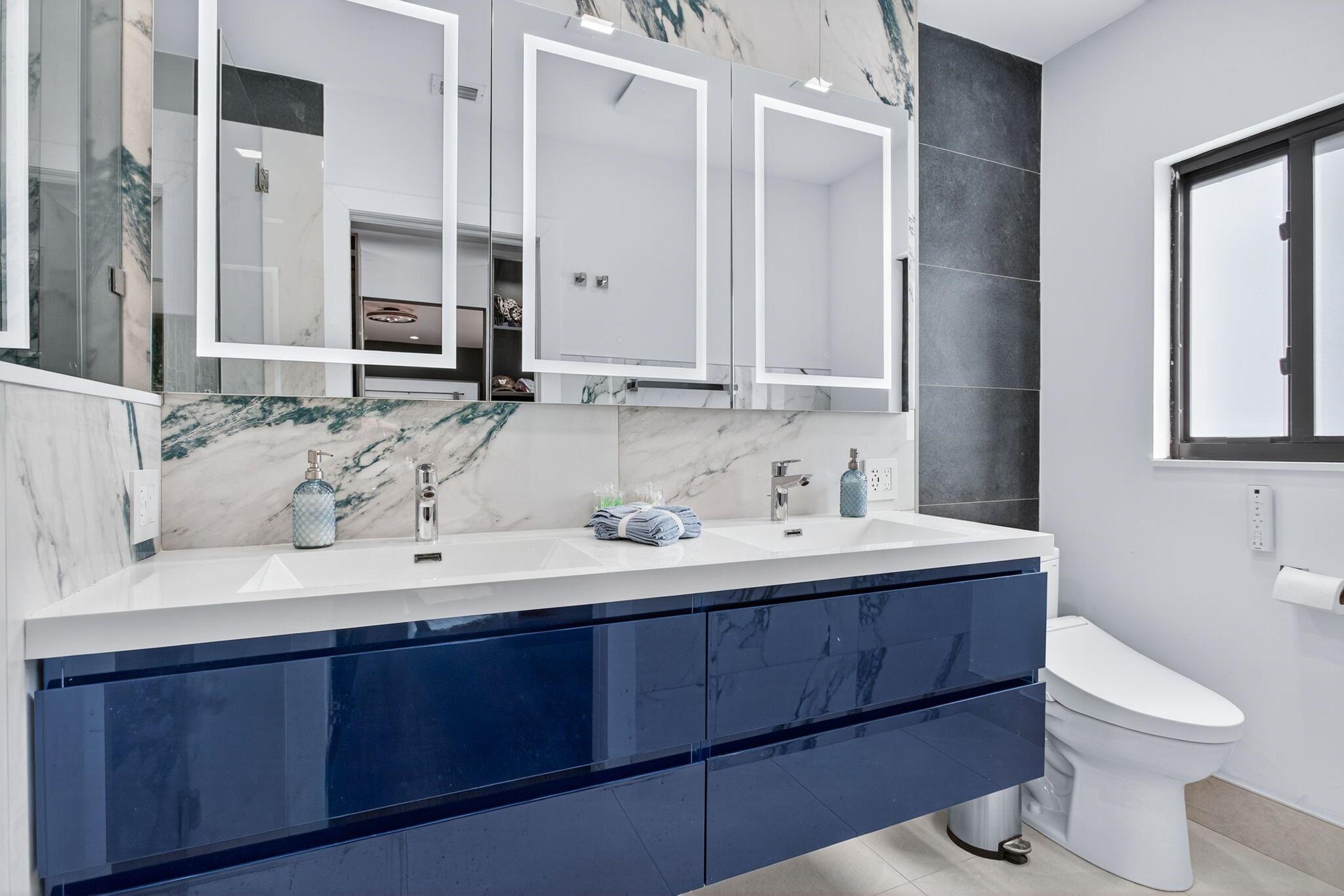 CORAL SPRINGS COUNTRY CLU - Residential
