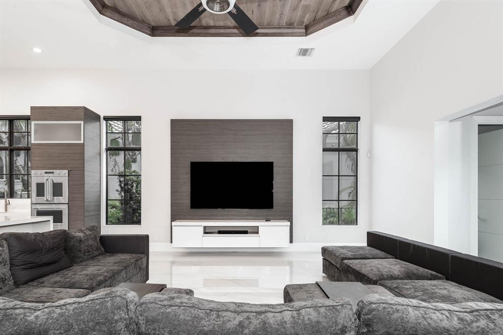 DELRAY TRAINING CENTER PUD PAR H - Residential