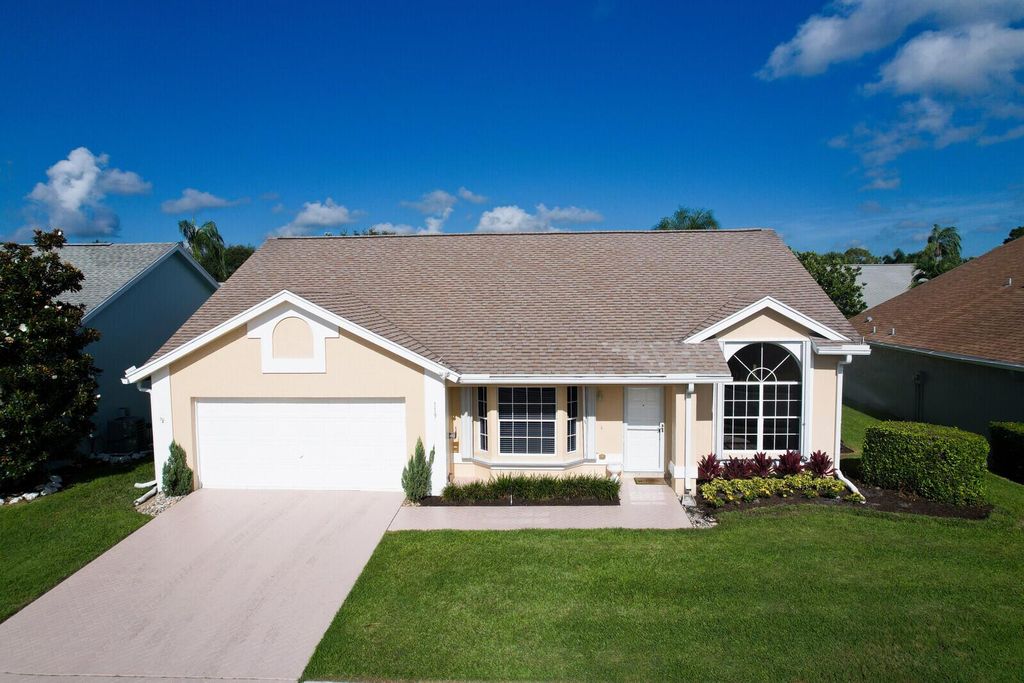 Photo of 119 Palomino Drive, Jupiter, FL 33458 (MLS # R10909981)
