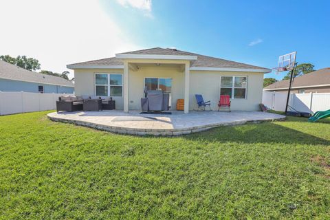 A home in Port St Lucie