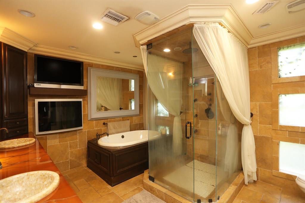 Seven Isles - Residential