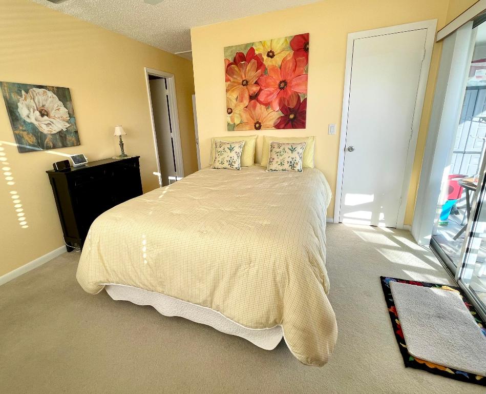 COVENTRY CONDO - Residential