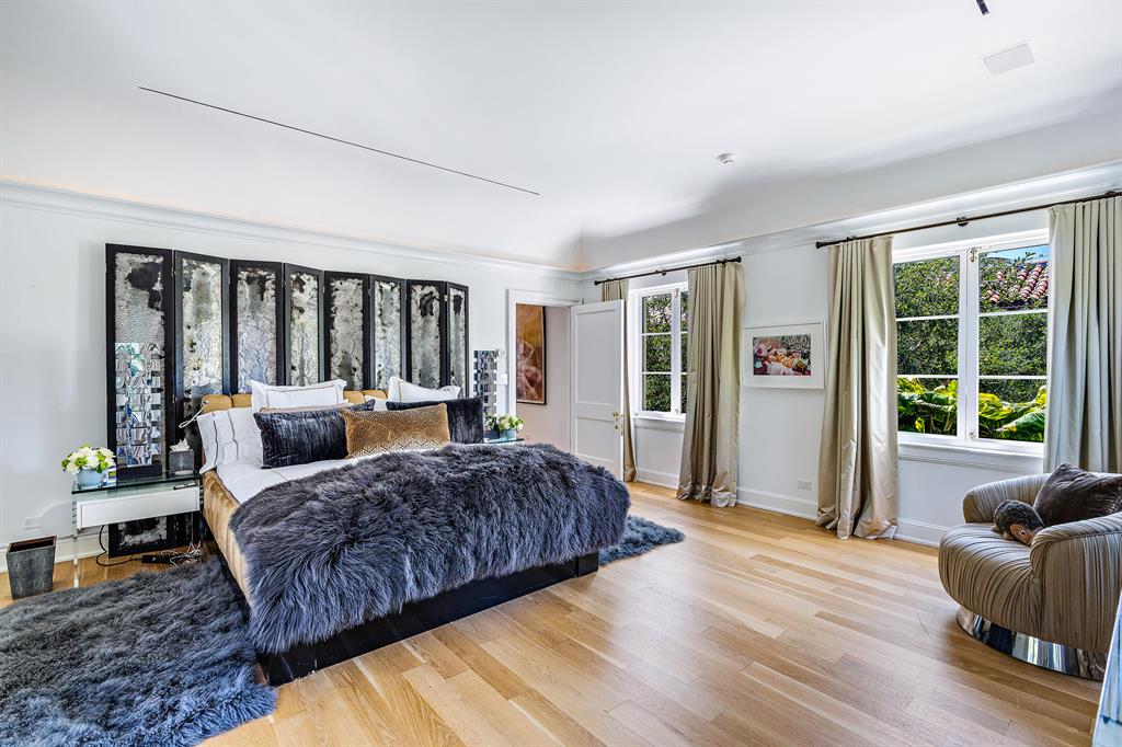 Tropical Isle - Residential