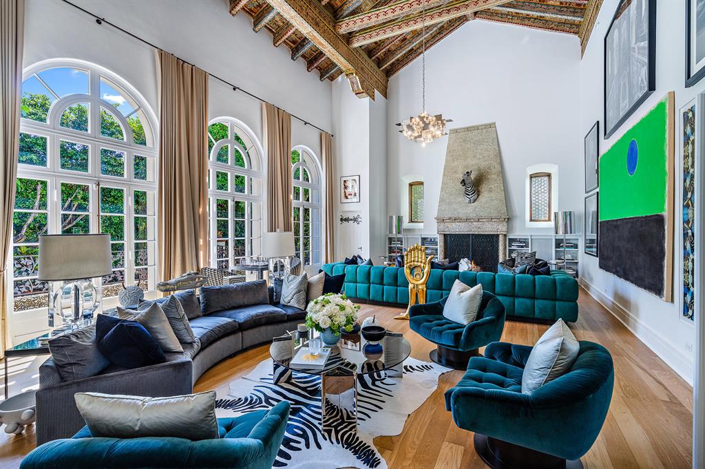 Tropical Isle - Residential