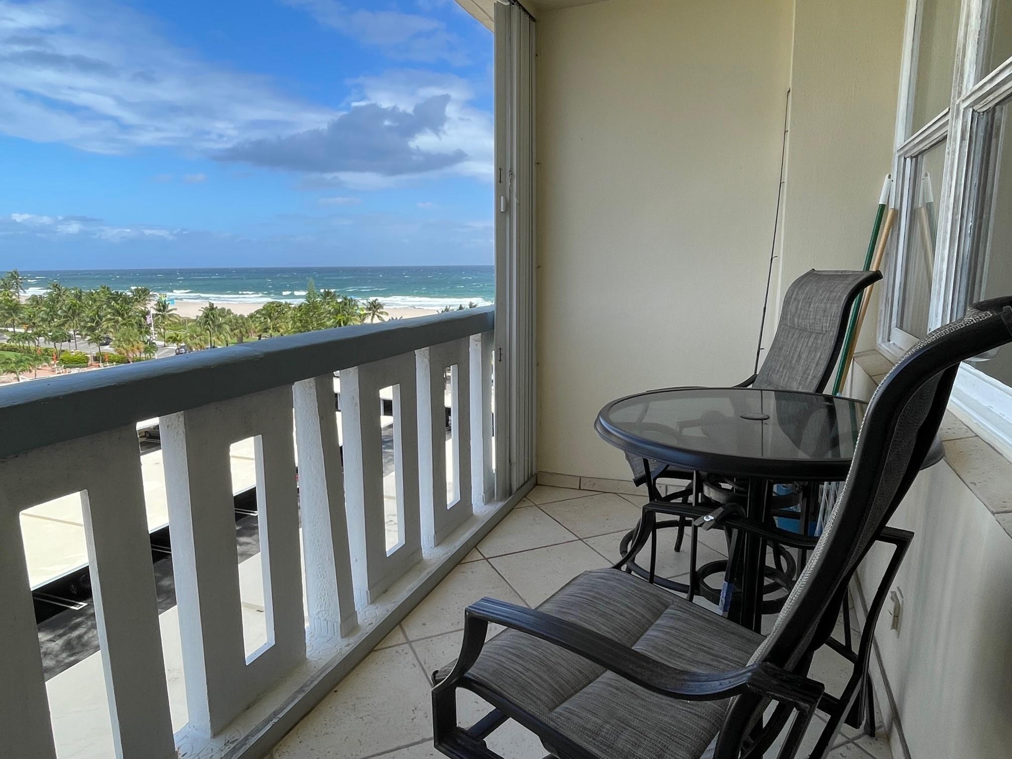 JAMAICA HOUSE - Residential