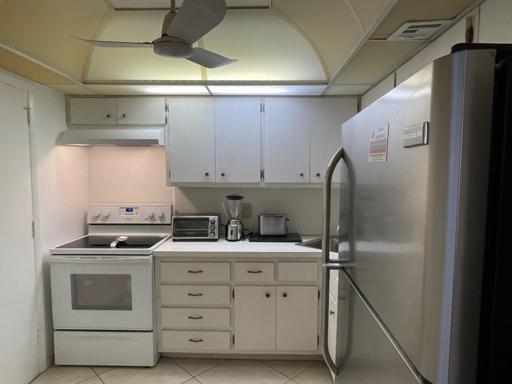 JAMAICA HOUSE - Residential