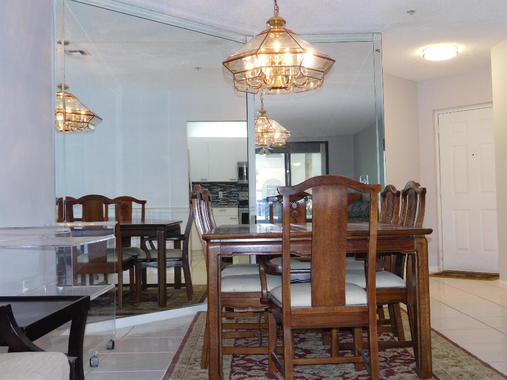 PLATINA / ILLUSTRE VILLAGE CONDO - Residential