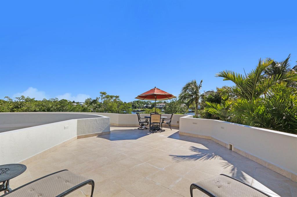 Islands of Jupiter - Residential