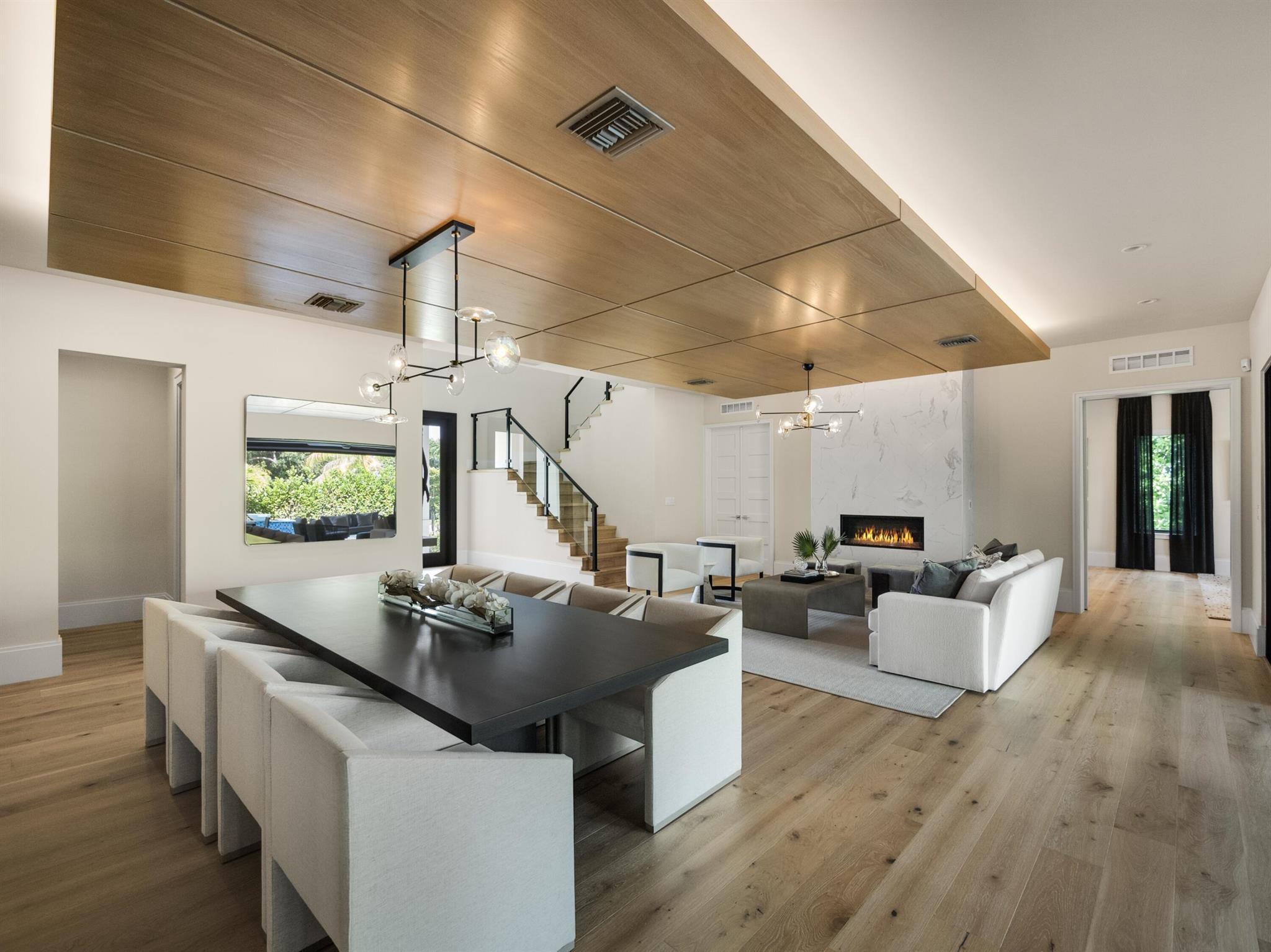 FLORESTA GROVE - Residential