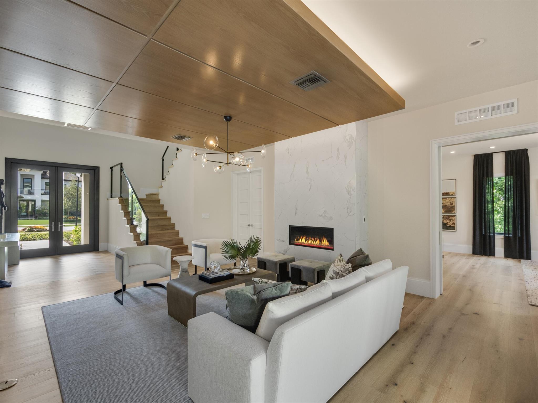 FLORESTA GROVE - Residential