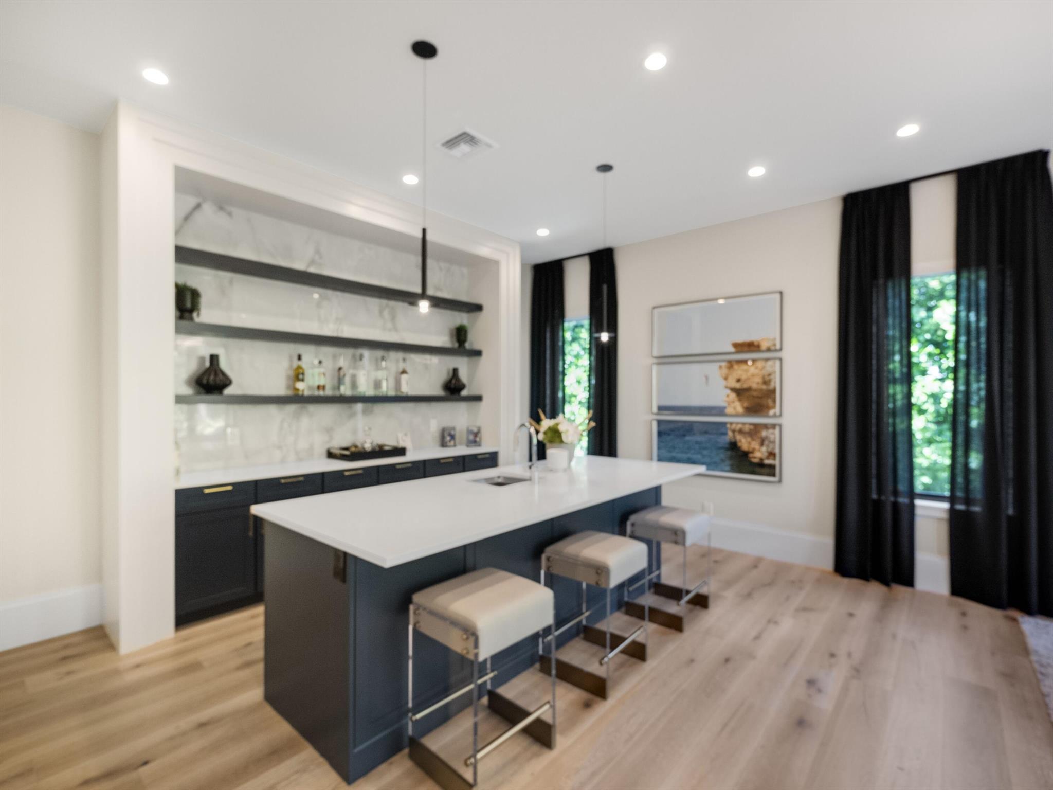 FLORESTA GROVE - Residential