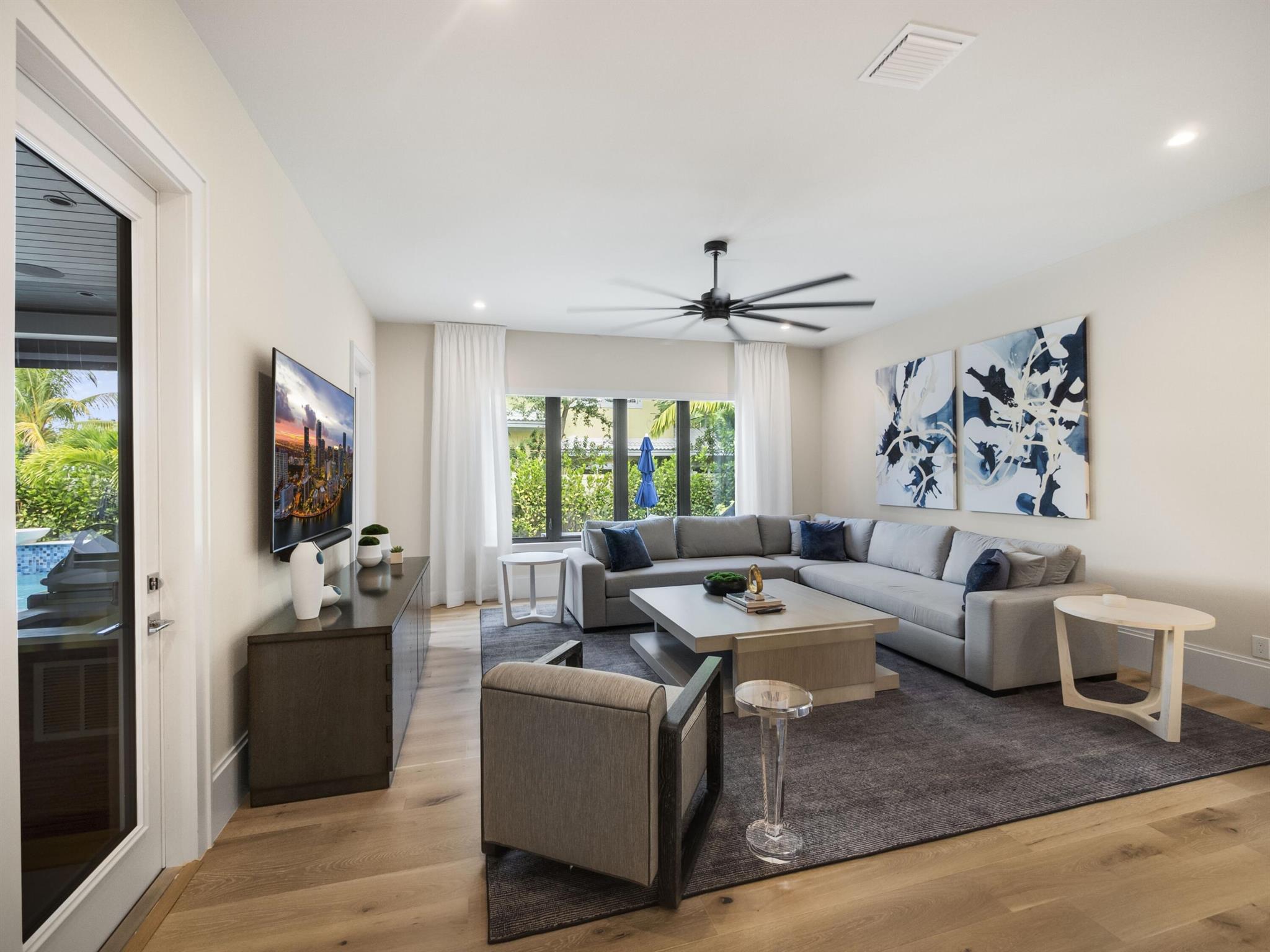 FLORESTA GROVE - Residential