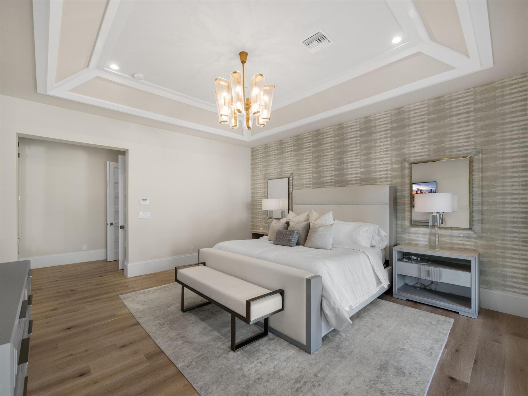 FLORESTA GROVE - Residential