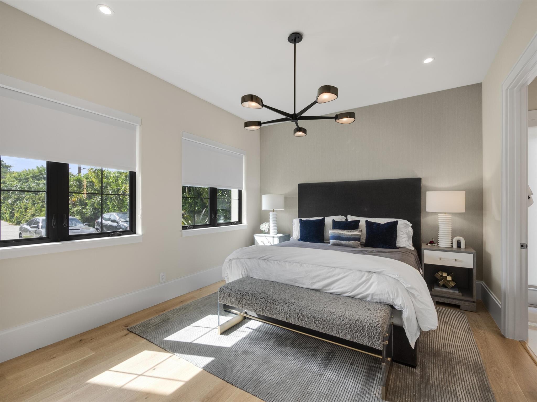 FLORESTA GROVE - Residential