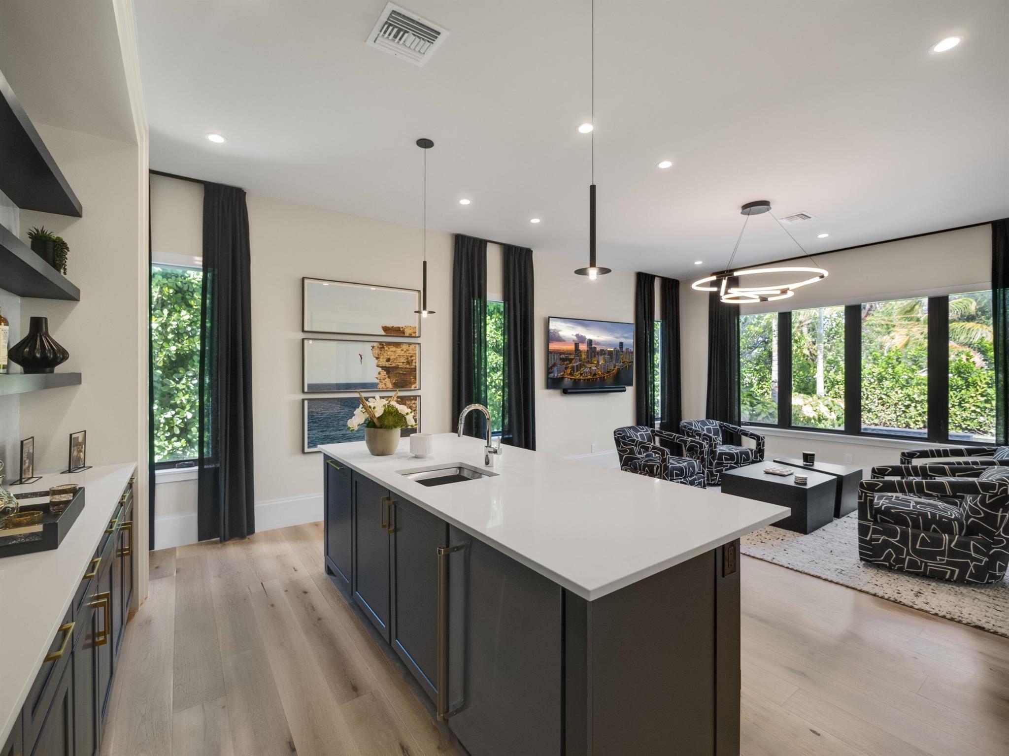 FLORESTA GROVE - Residential