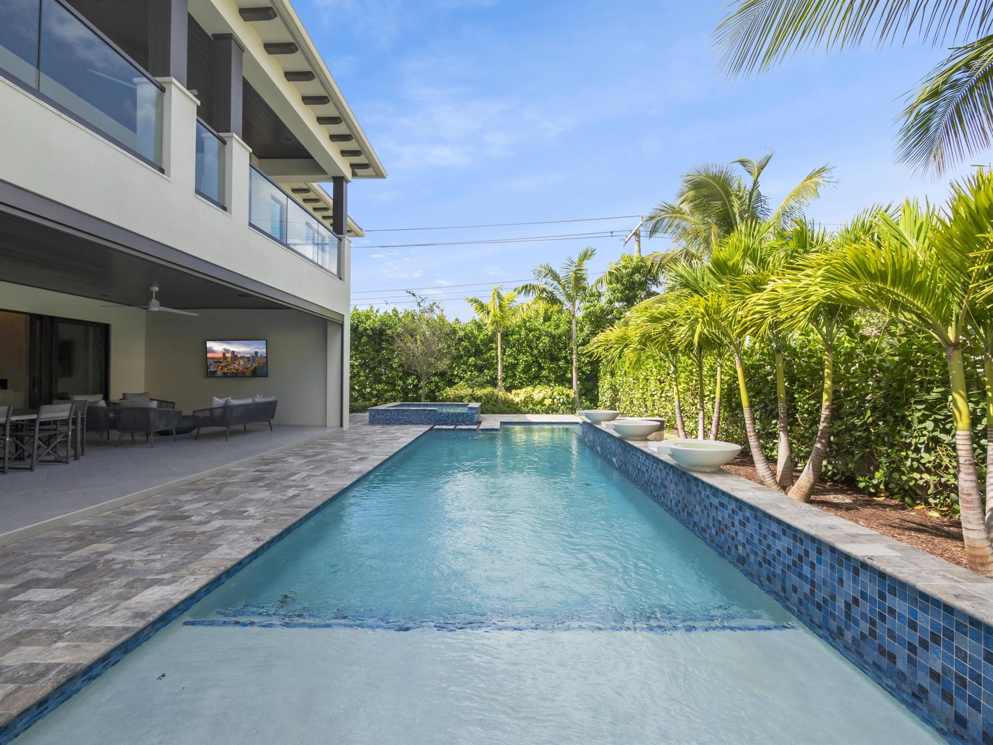 FLORESTA GROVE - Residential