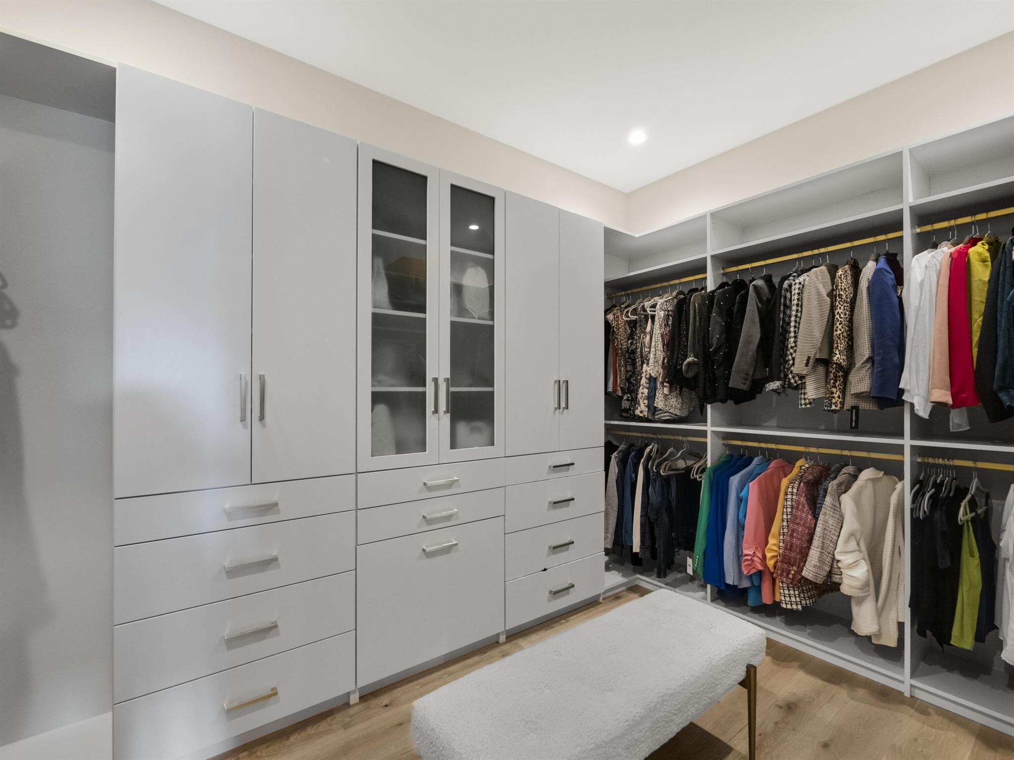 FLORESTA GROVE - Residential