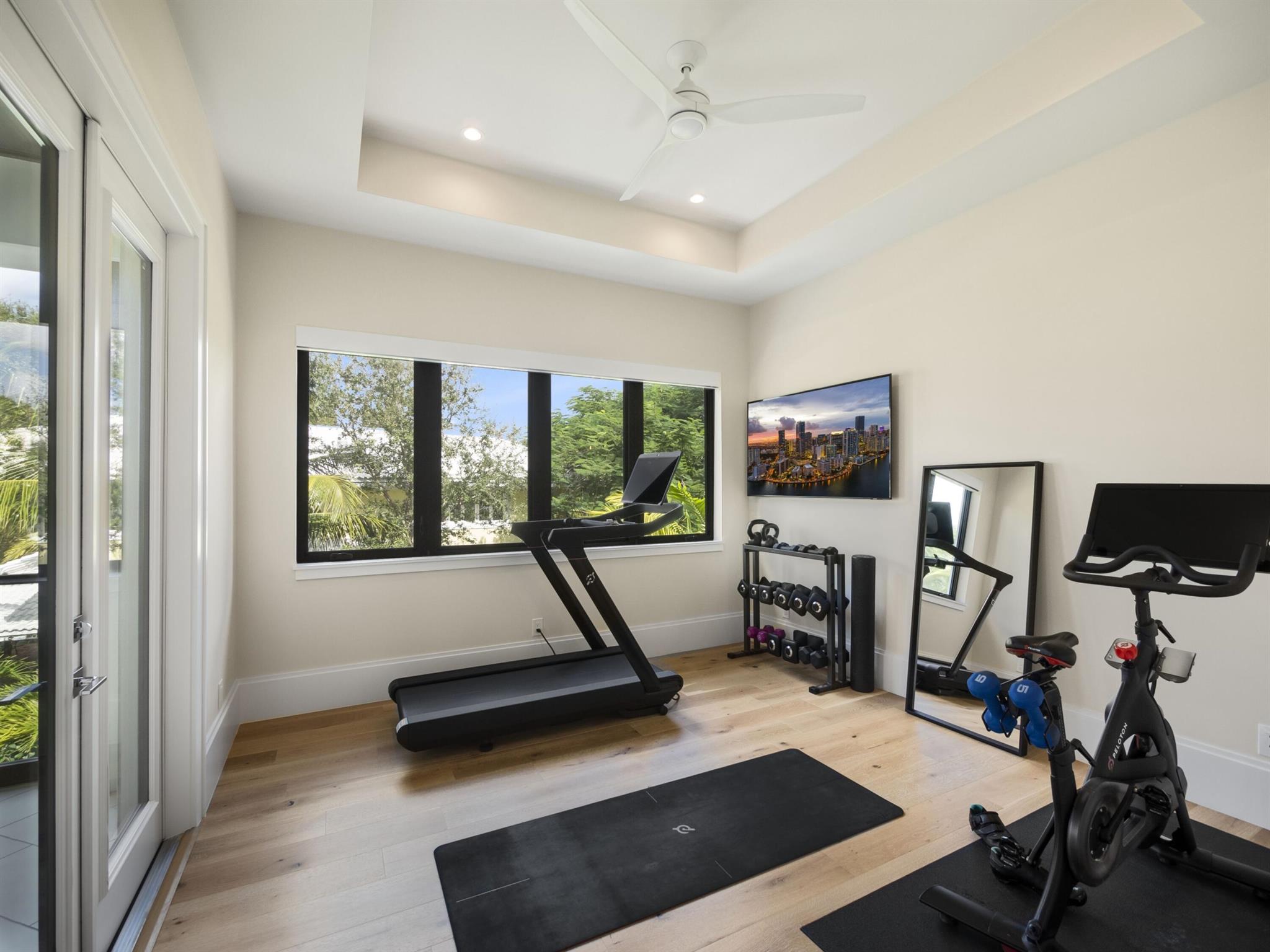 FLORESTA GROVE - Residential