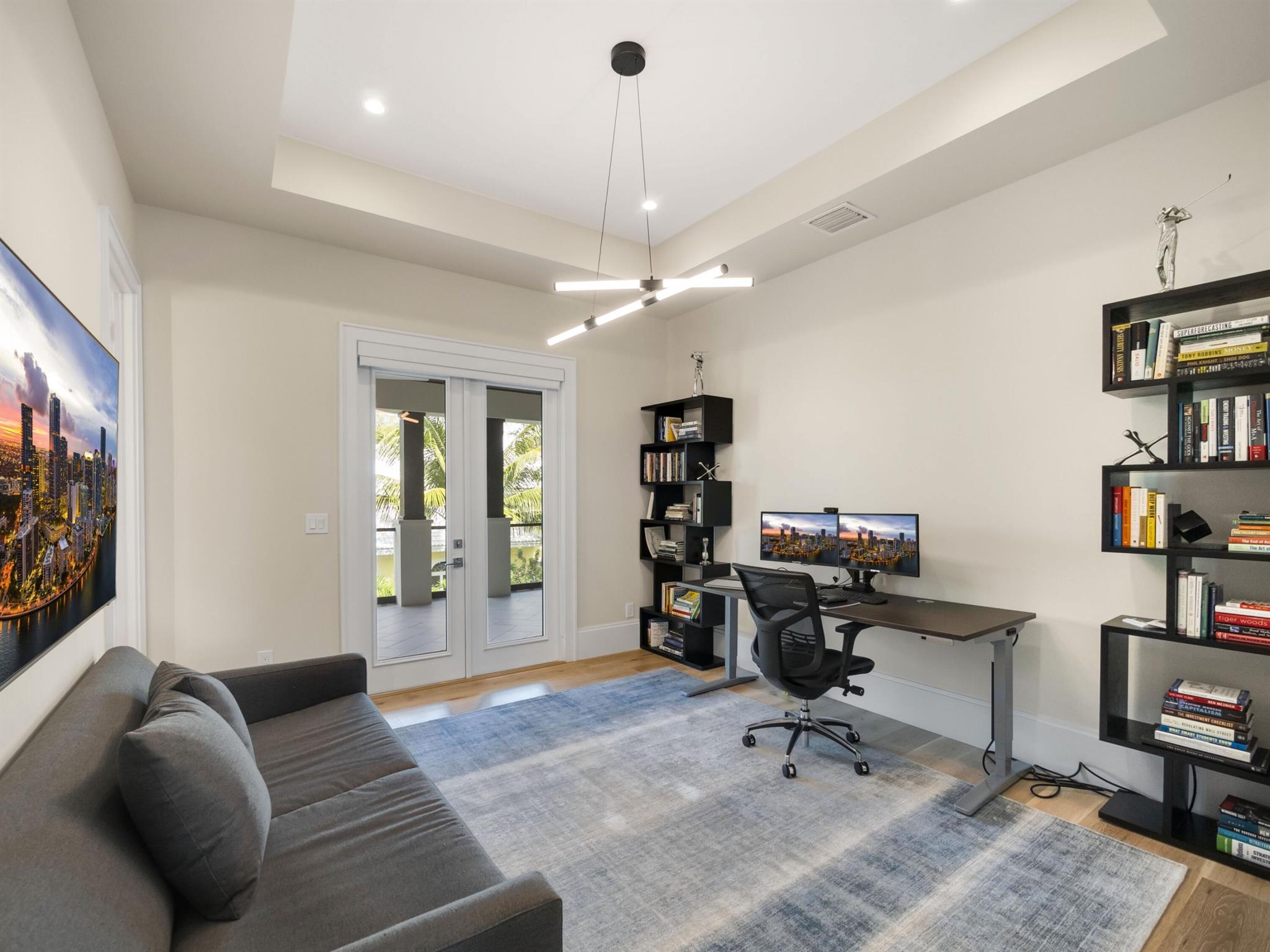 FLORESTA GROVE - Residential