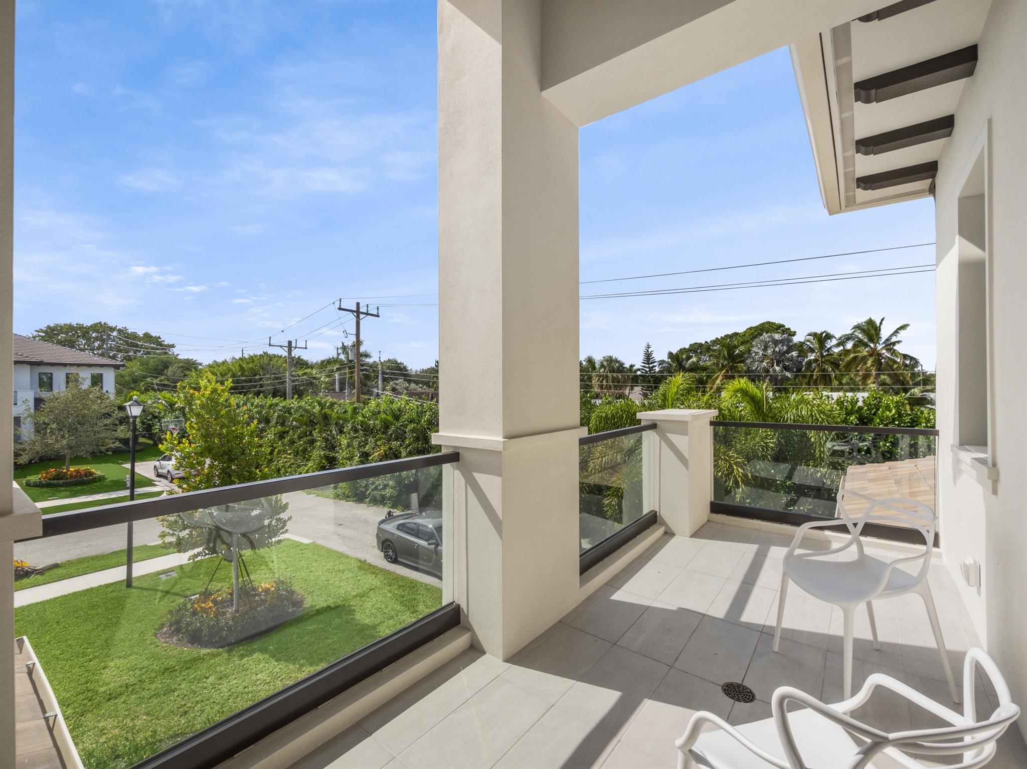 FLORESTA GROVE - Residential