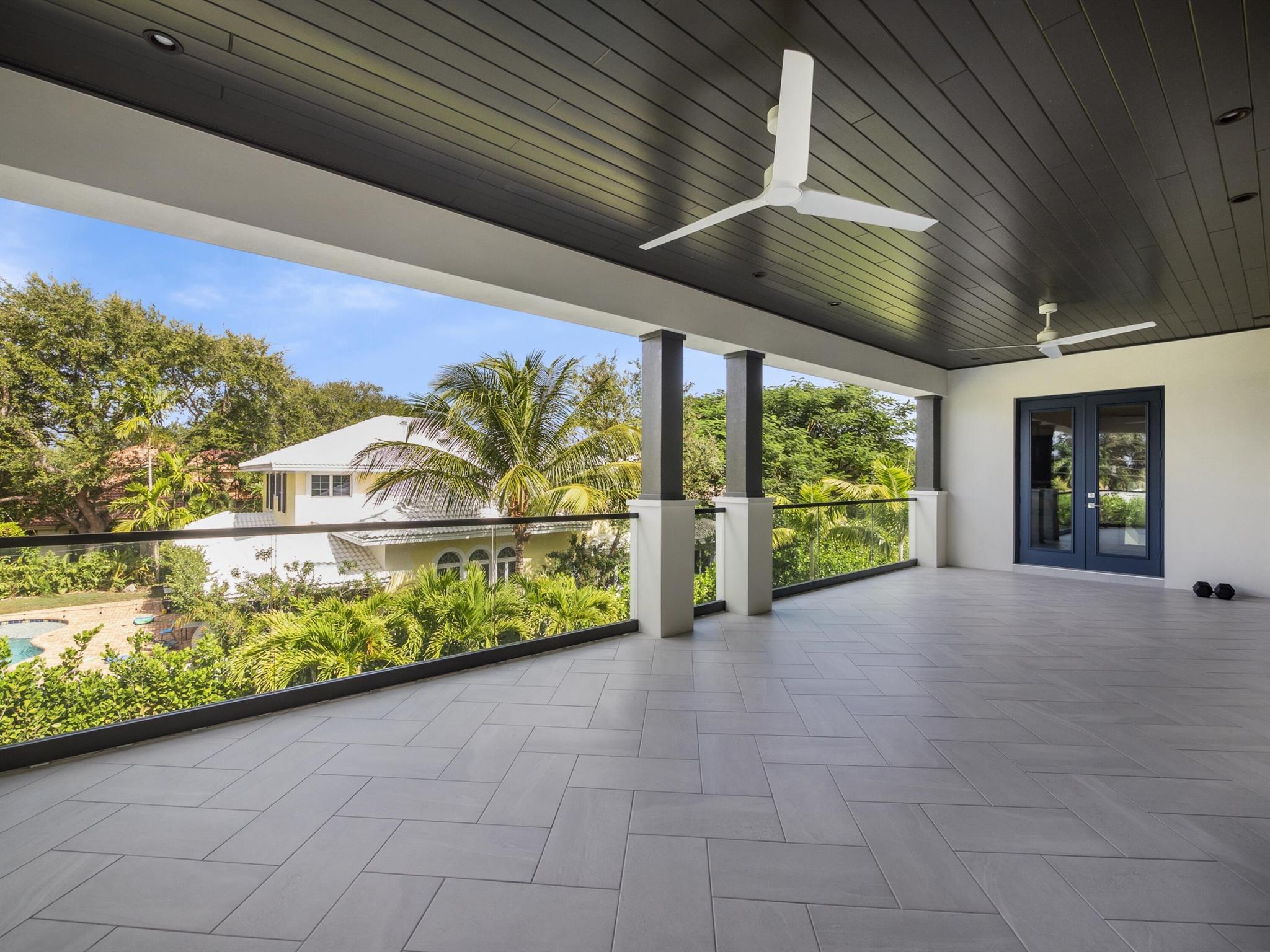 FLORESTA GROVE - Residential