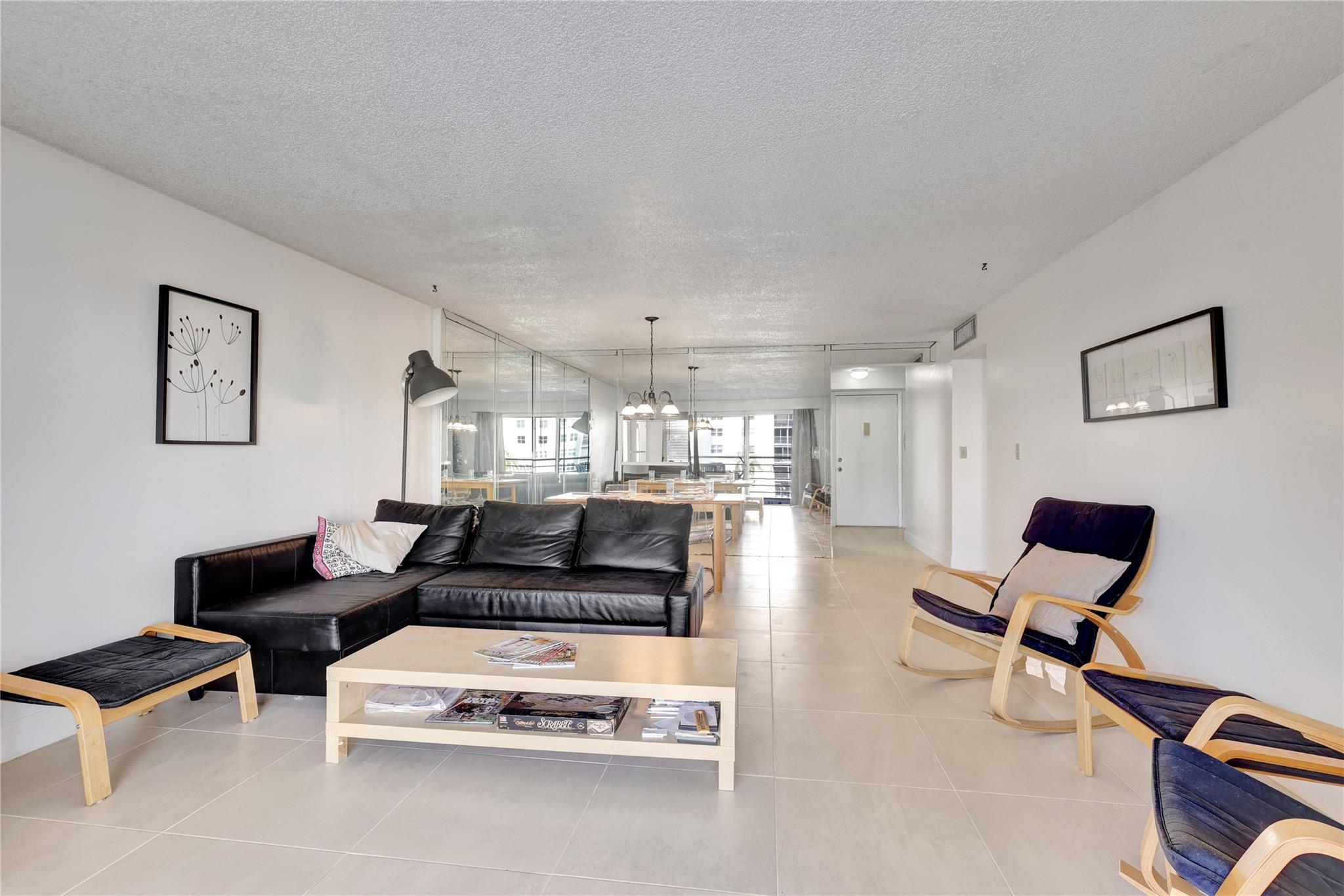 MEADOWBROOK LAKES - Residential