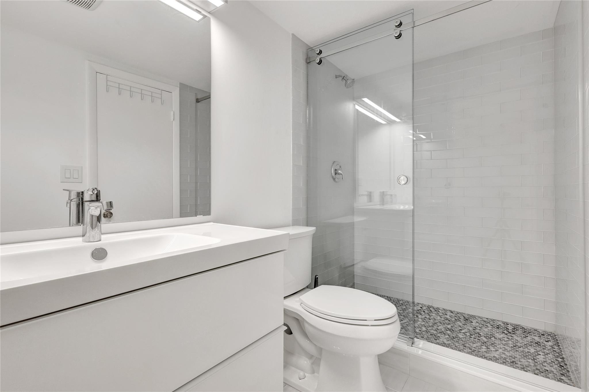 MEADOWBROOK LAKES - Residential