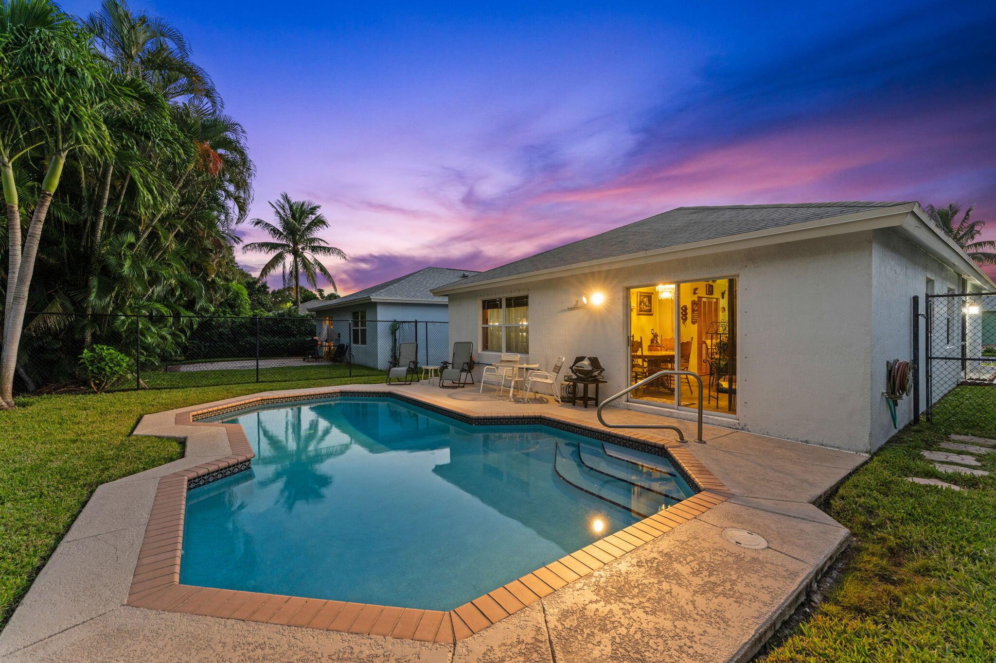 CRYSTAL KEY AT WOOLBRIGHT PLACE - Residential