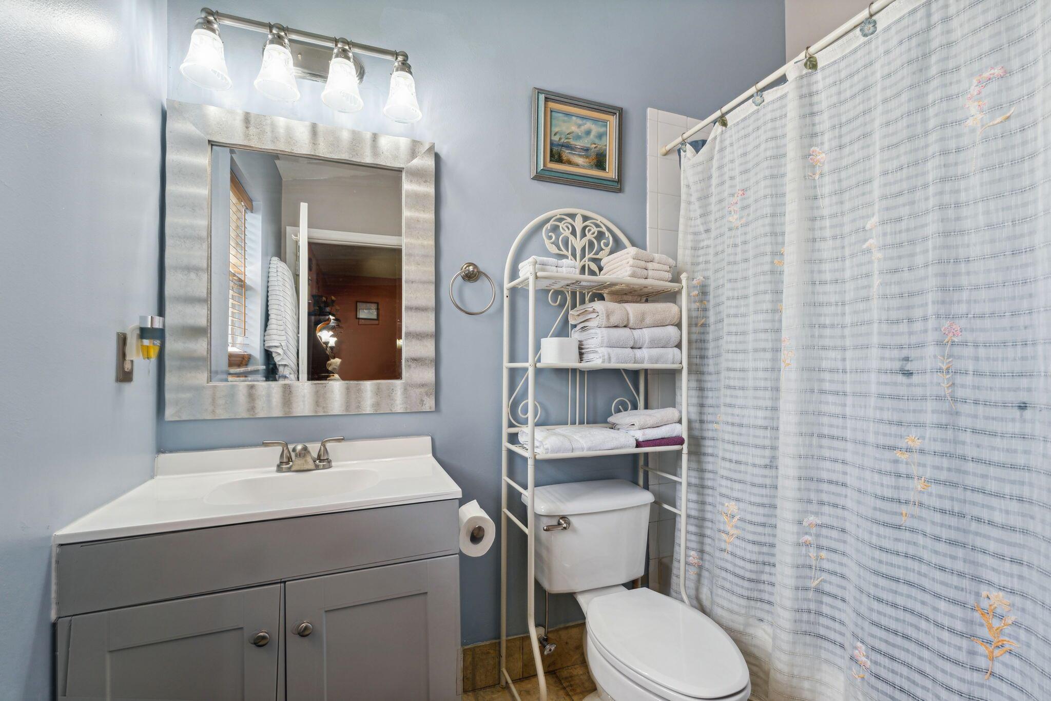 CRYSTAL KEY AT WOOLBRIGHT PLACE - Residential