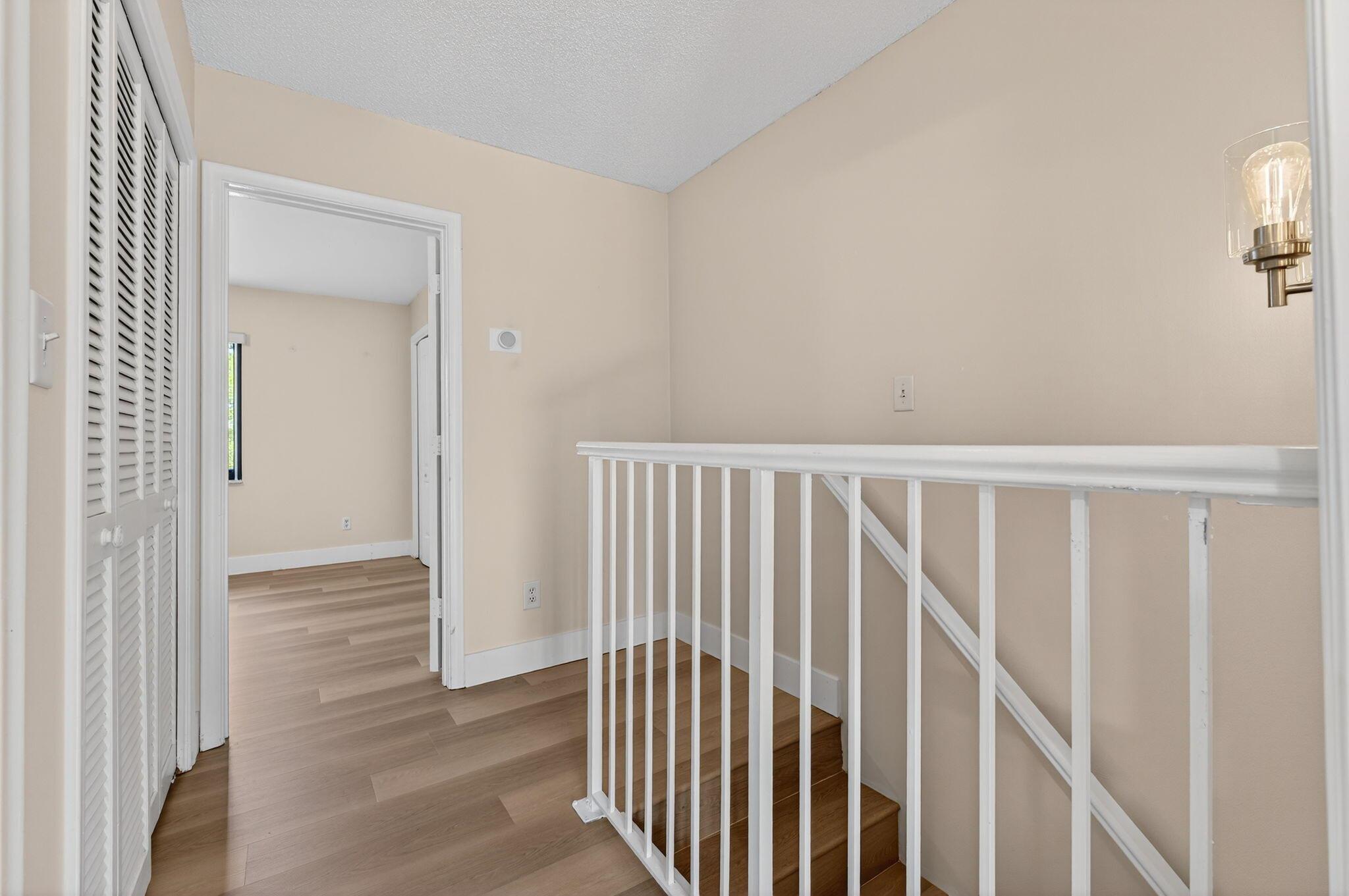 TOWNHOMES OF LIGHTHOUSE P - Residential