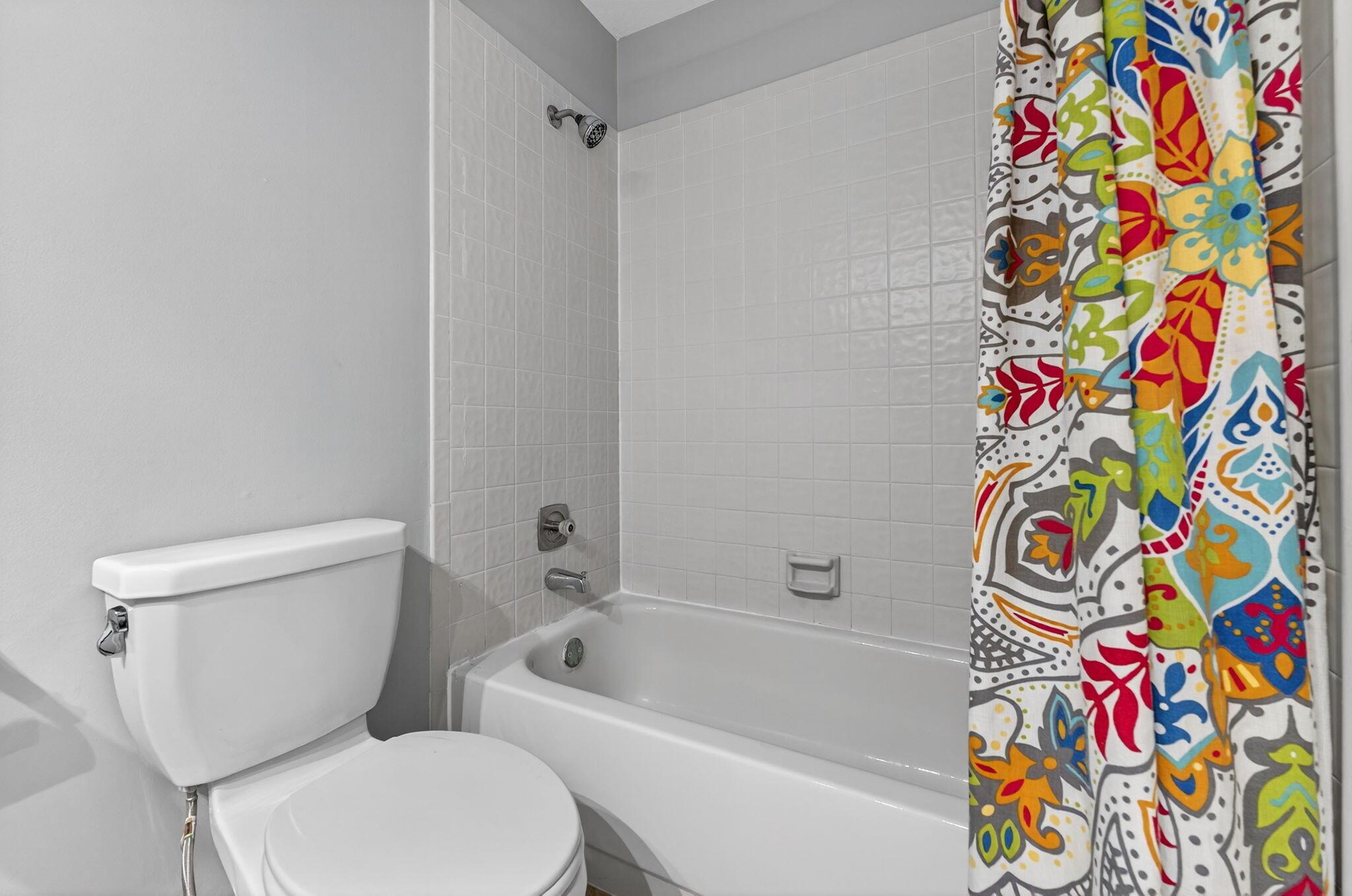 TOWNHOMES OF LIGHTHOUSE P - Residential