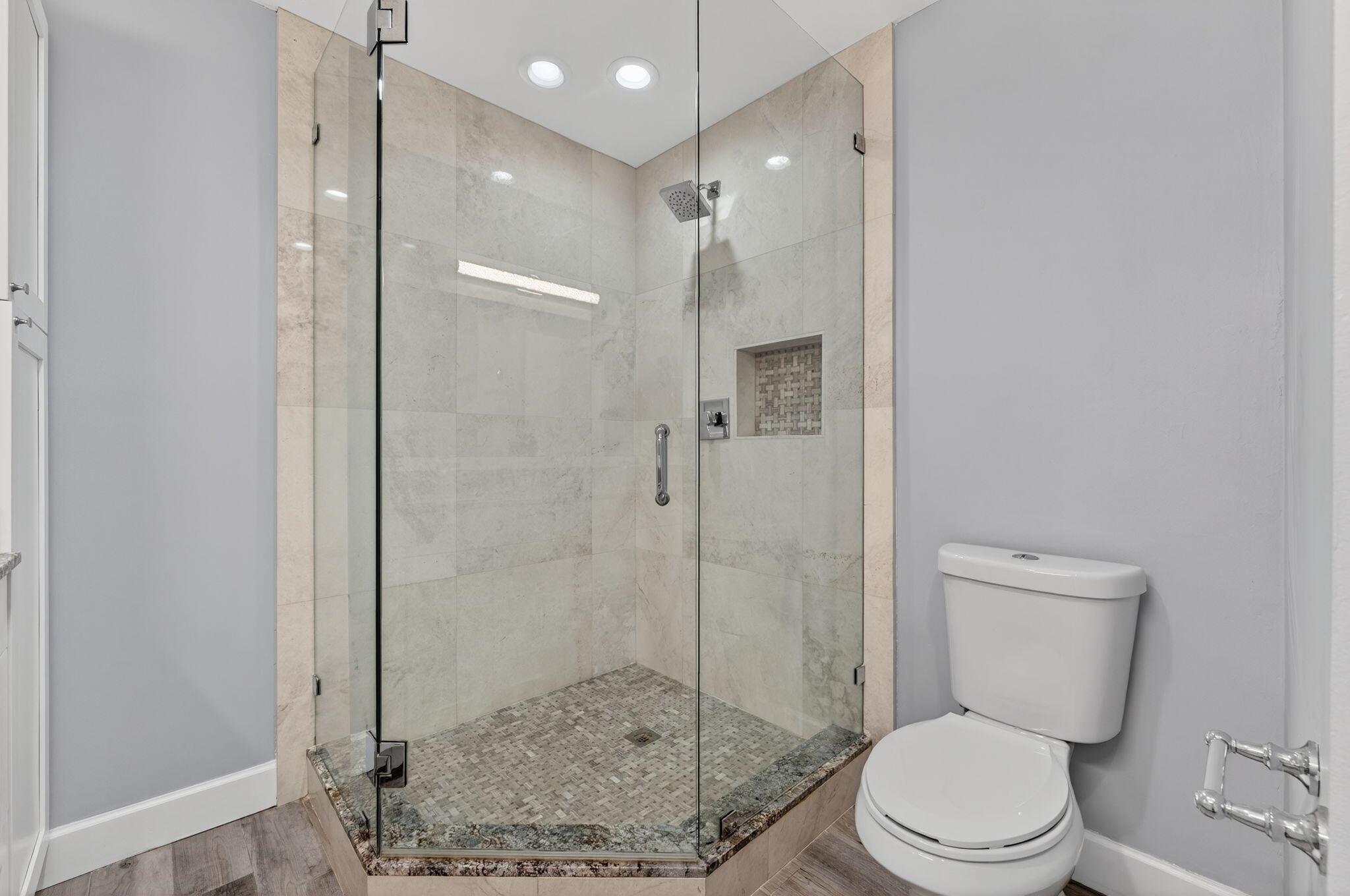 TOWNHOMES OF LIGHTHOUSE P - Residential