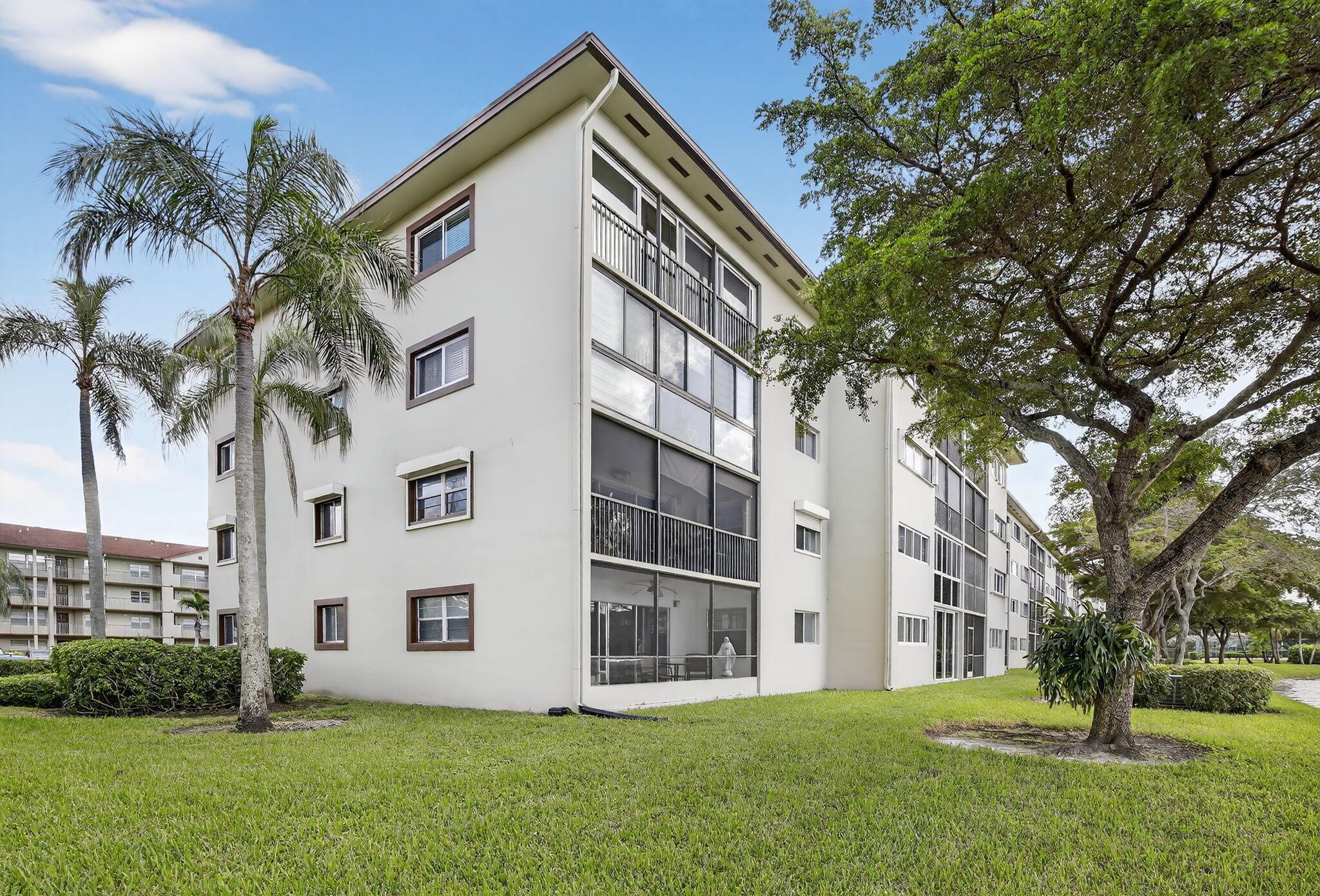 IVANHOE EAST AT CENTURY V - Residential Lease