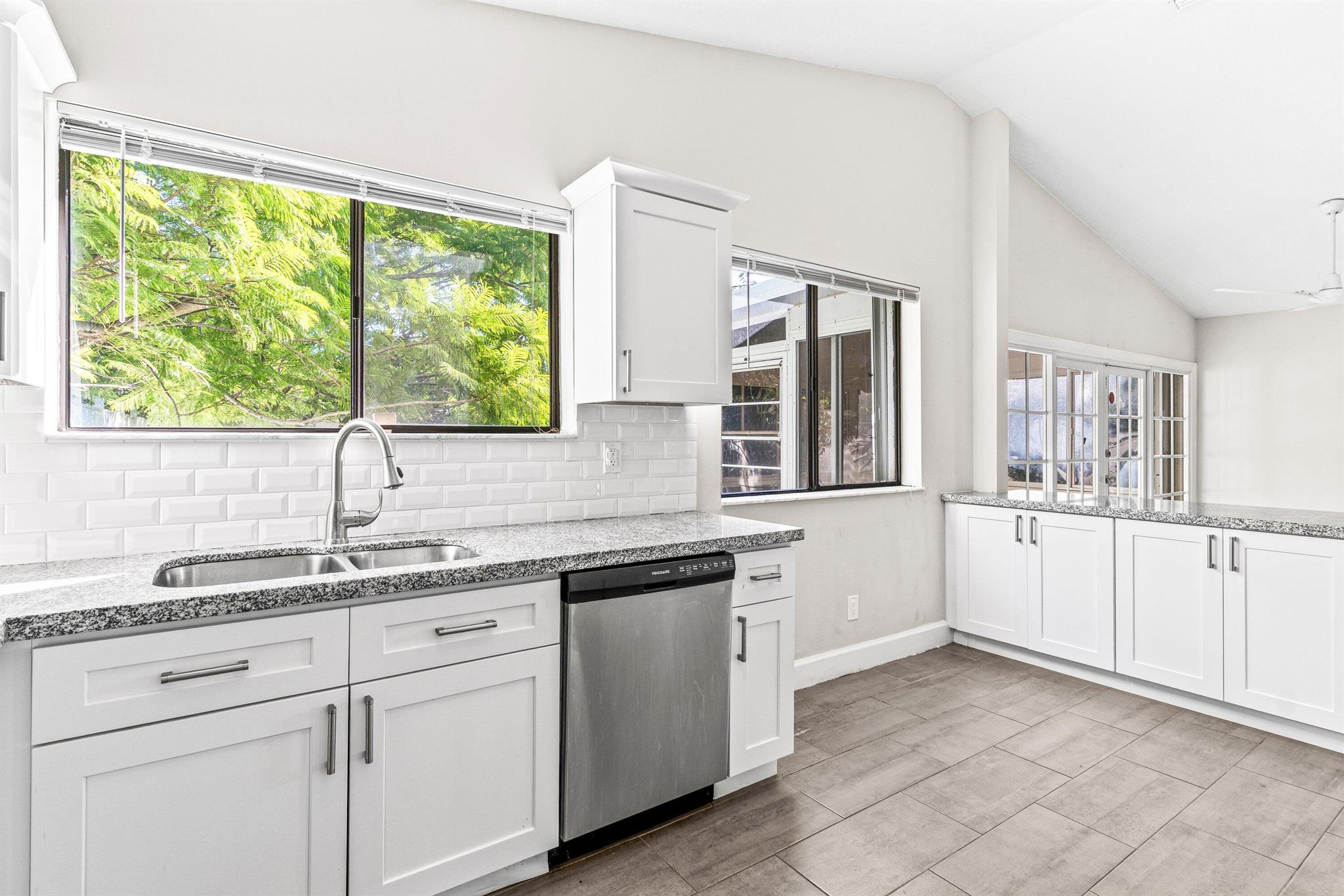 RAINBERRY LAKE PH III-B - Residential