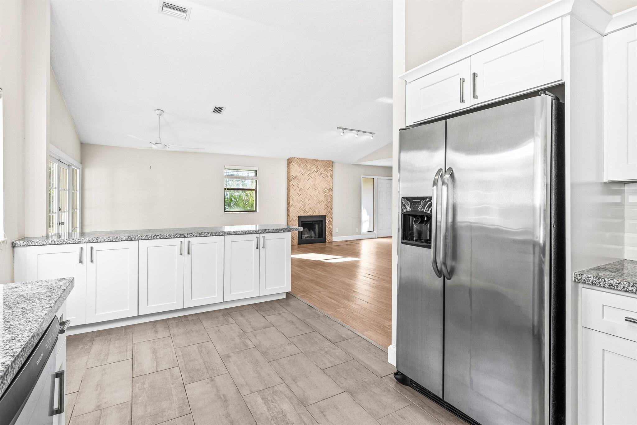 RAINBERRY LAKE PH III-B - Residential