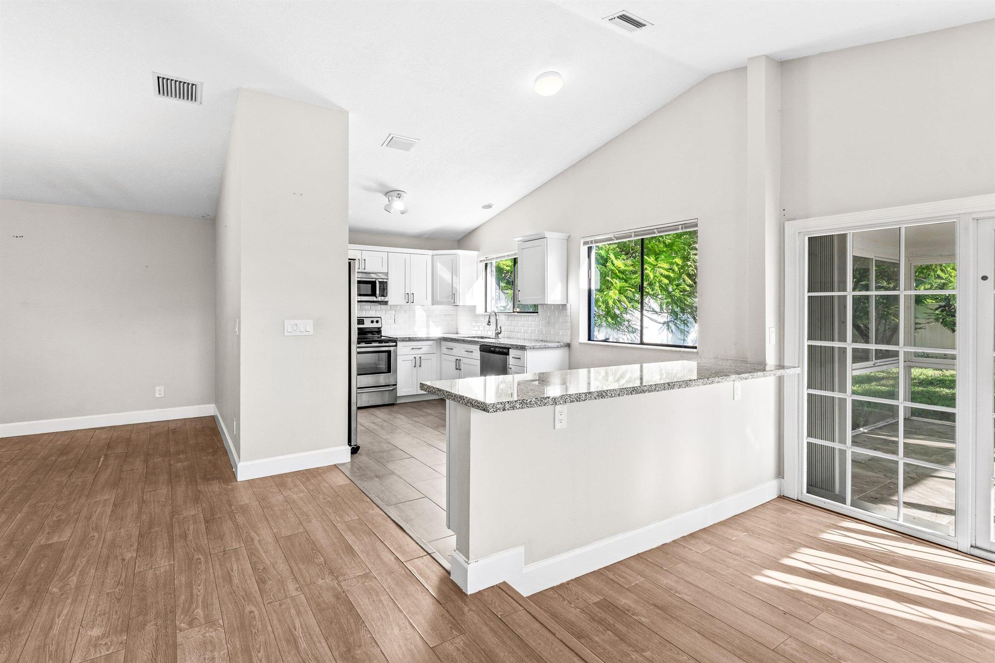 RAINBERRY LAKE PH III-B - Residential