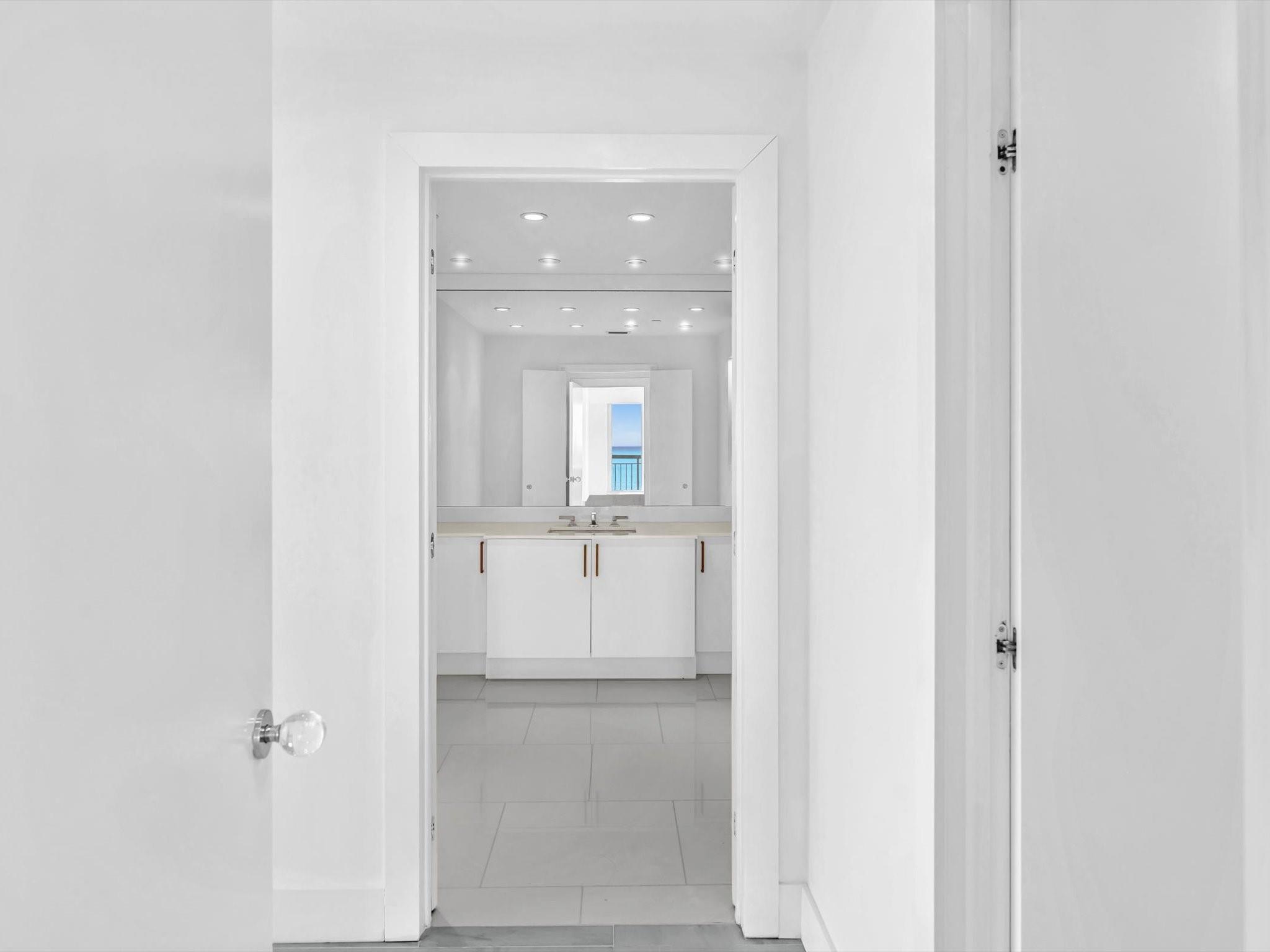 Carlton Condo - Residential Lease