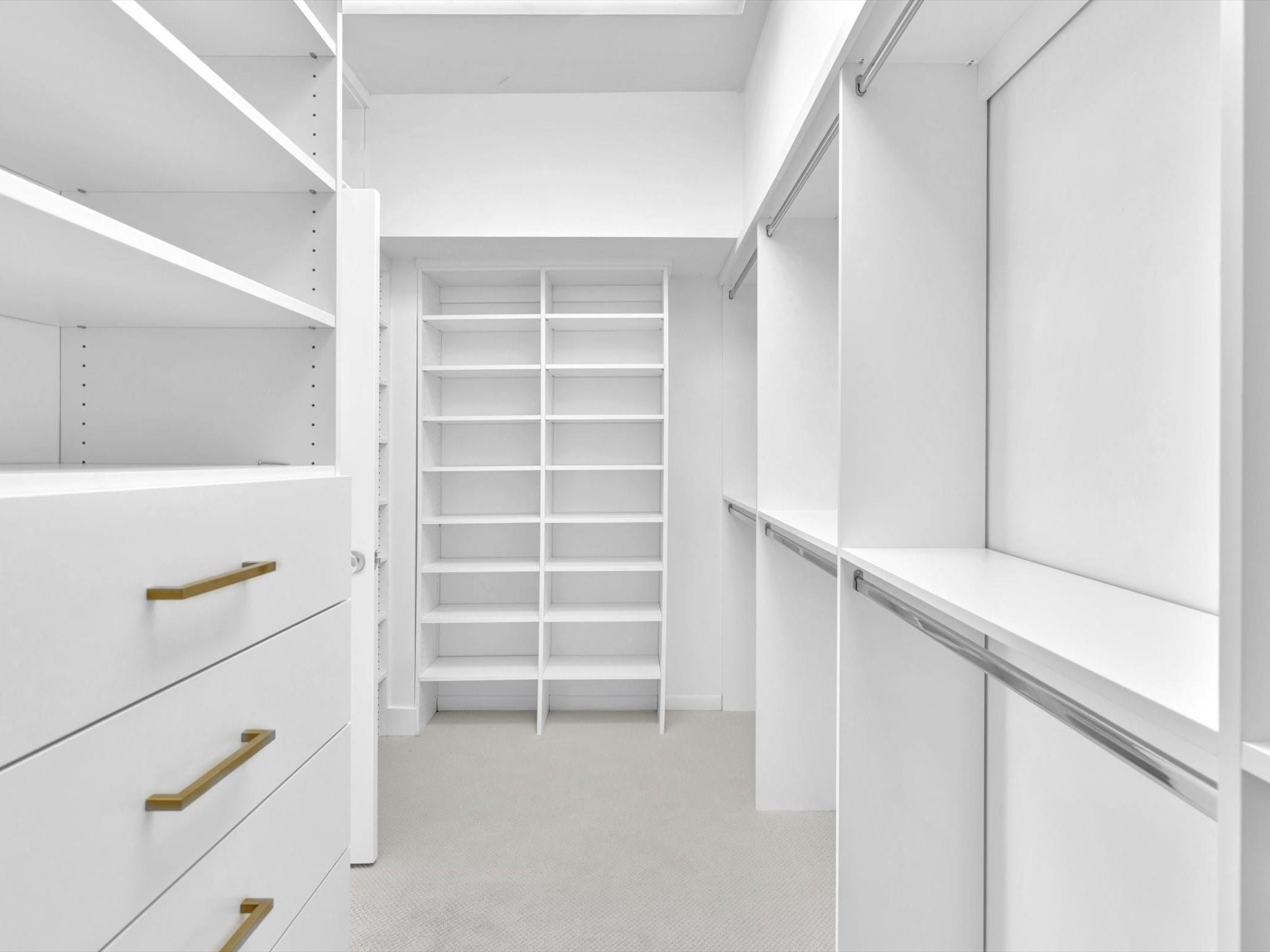 Carlton Condo - Residential Lease