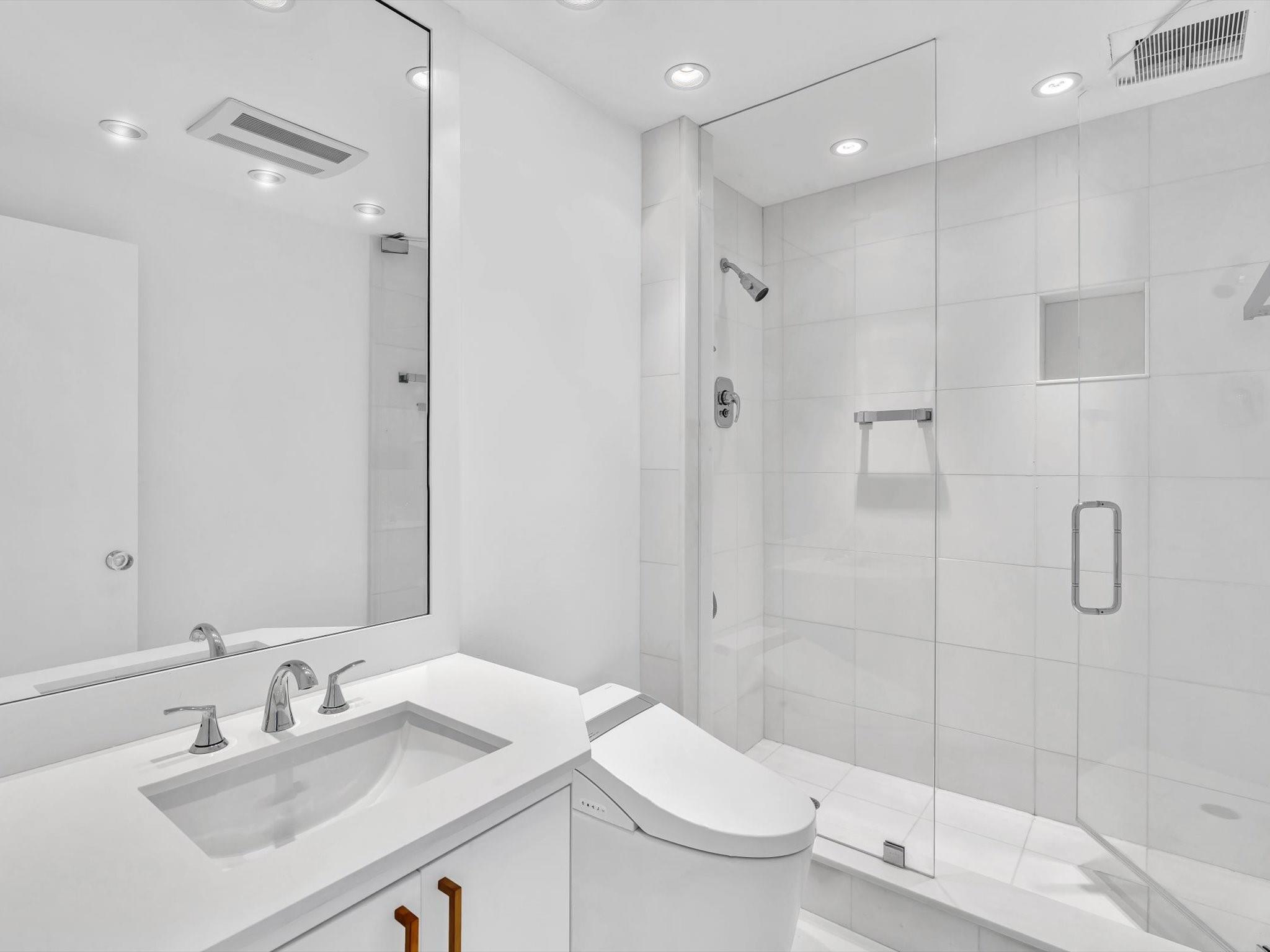 Carlton Condo - Residential Lease